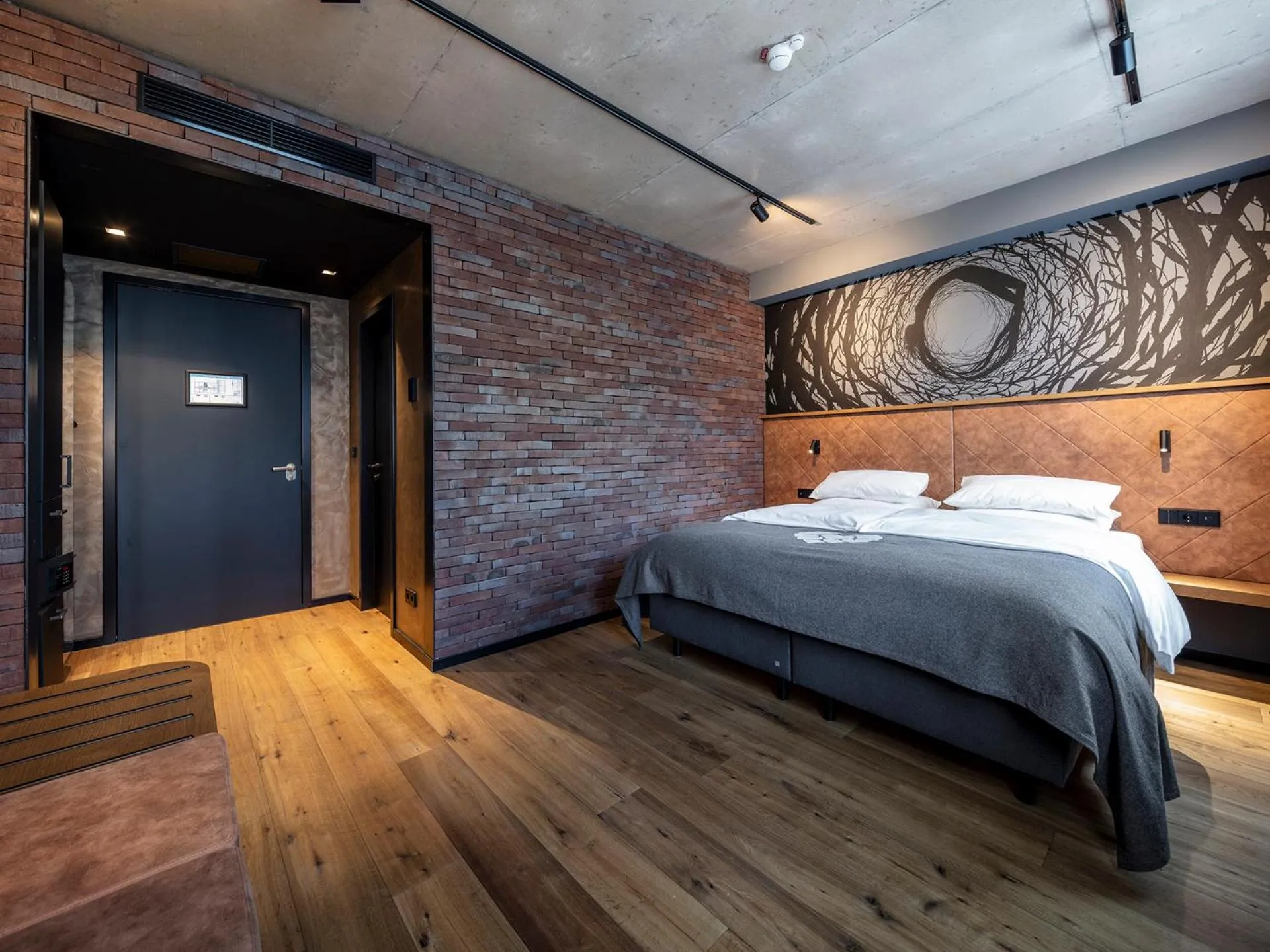 Living room, Bed in Liebesbier Urban Art & Smart Hotel