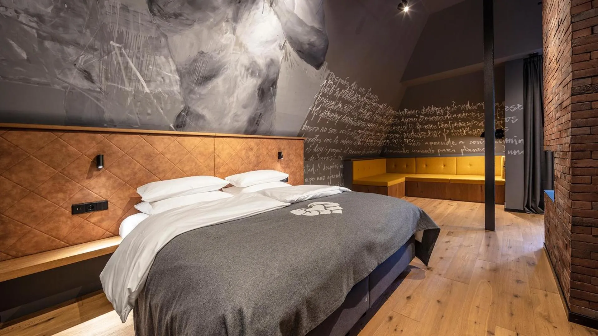 Photo of the whole room, Bed in Liebesbier Urban Art & Smart Hotel