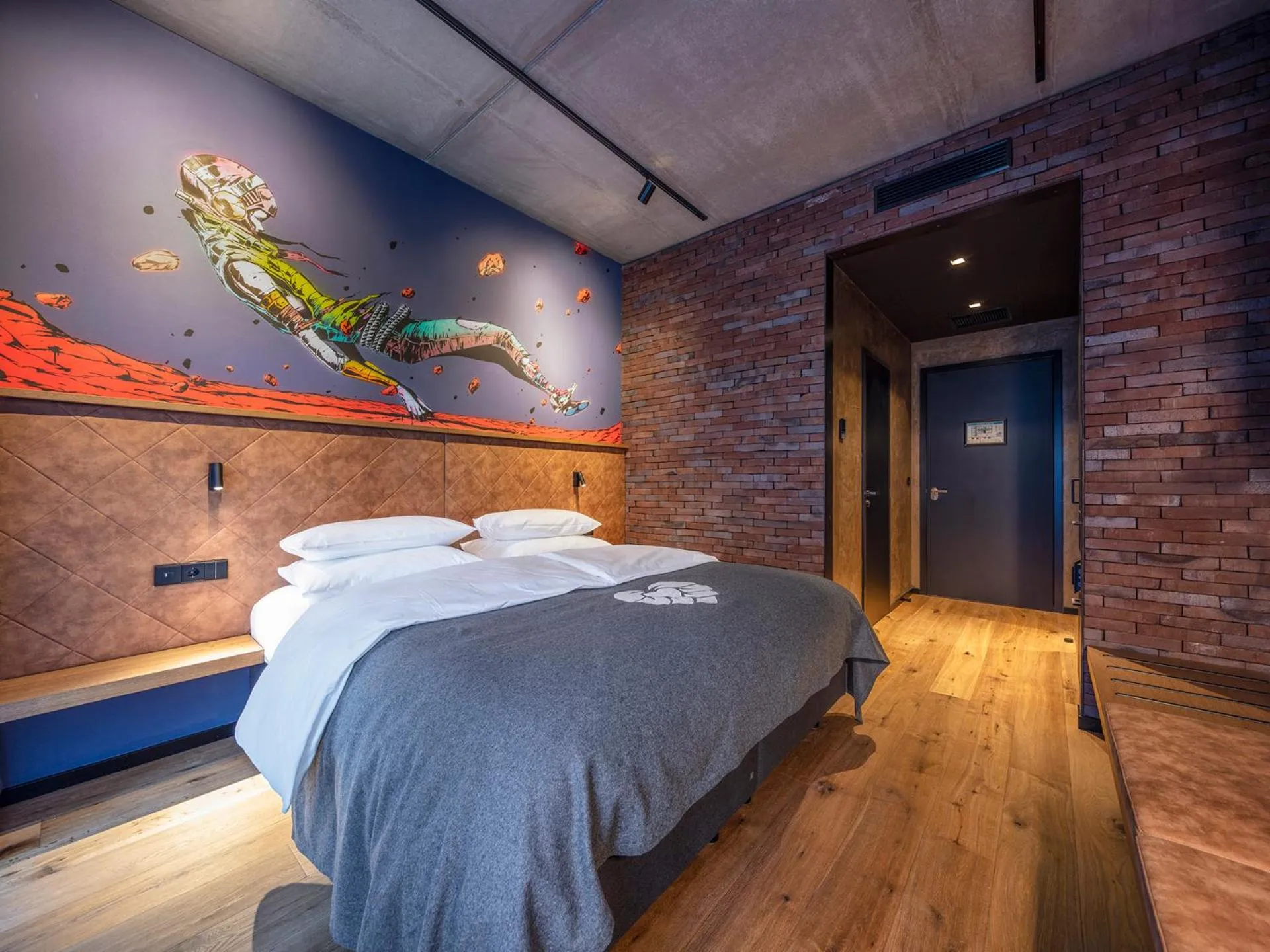 Photo of the whole room, Bed in Liebesbier Urban Art & Smart Hotel