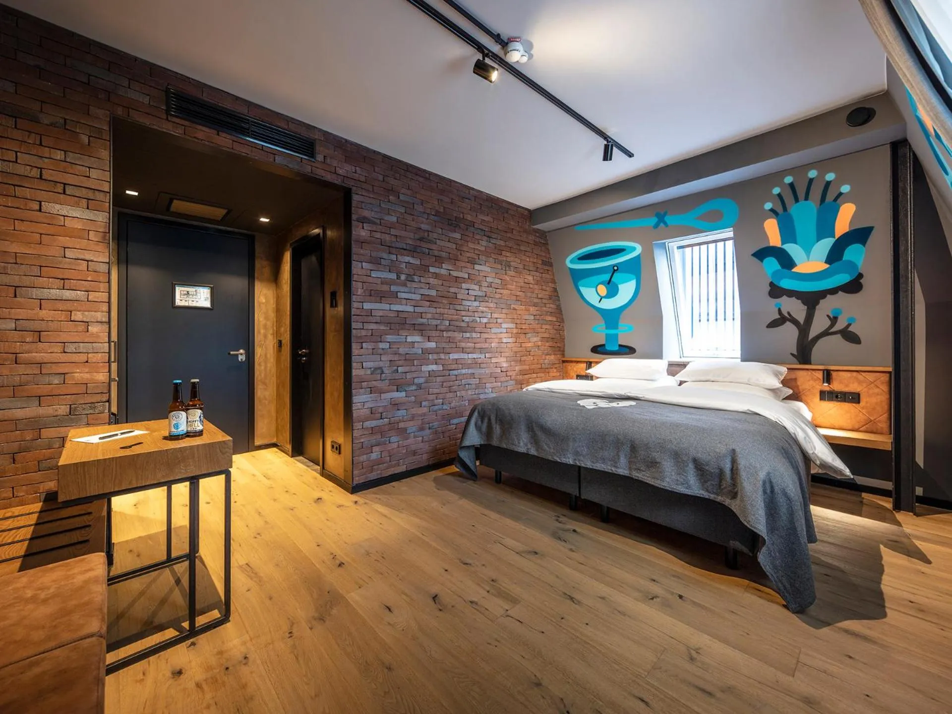 Living room, Bed in Liebesbier Urban Art & Smart Hotel