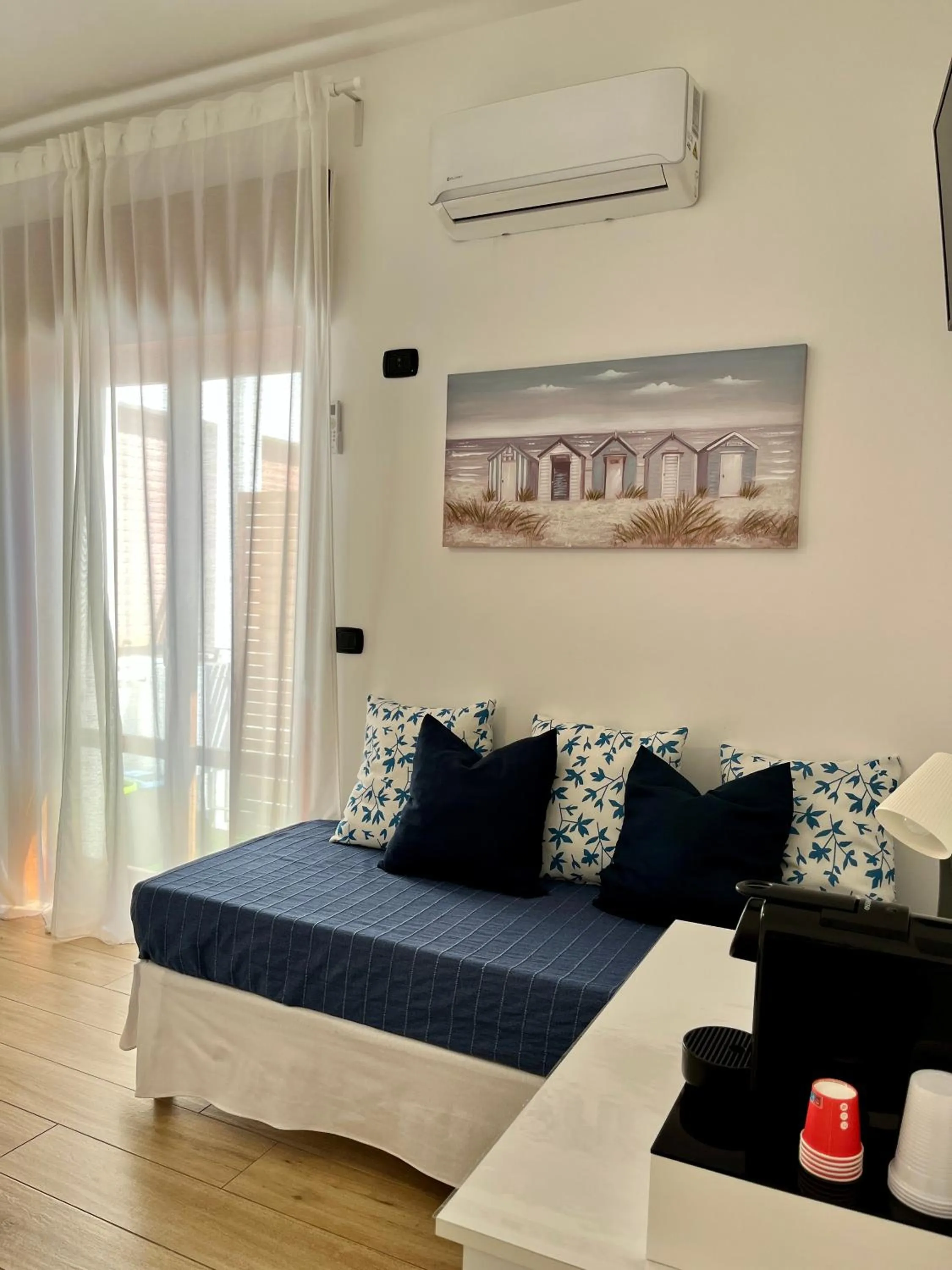 air conditioner in BedRoom Spiaggia di Ponente