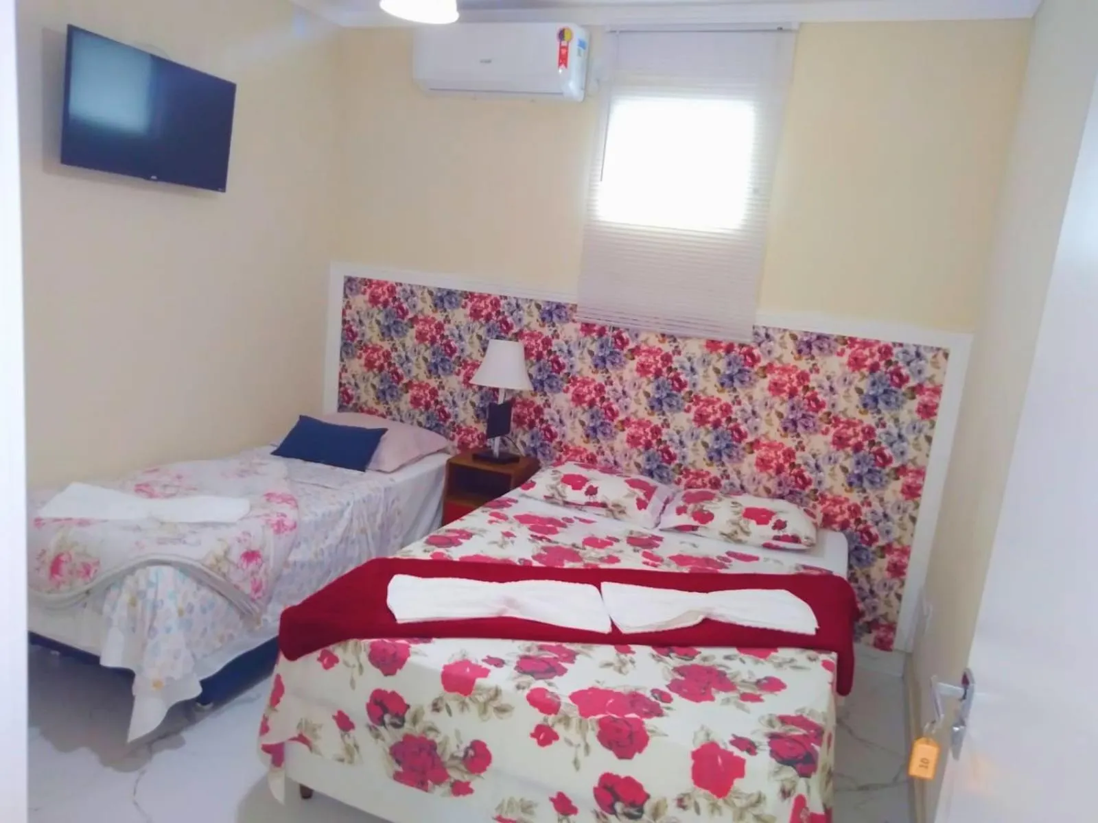 TV and multimedia, Bed in Pousada Cavalero