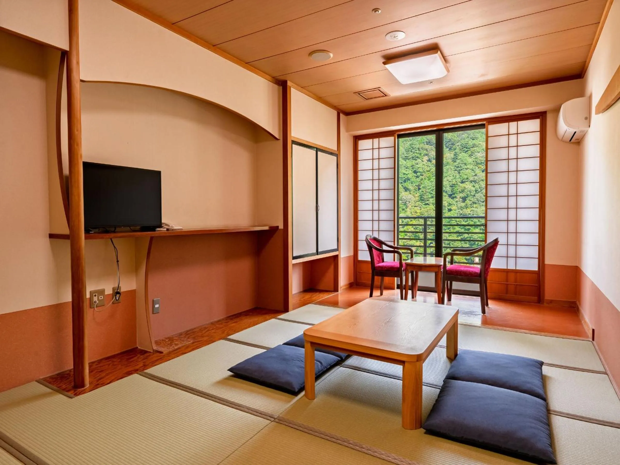 Photo of the whole room in YU-FURI Nasu-Shiobara