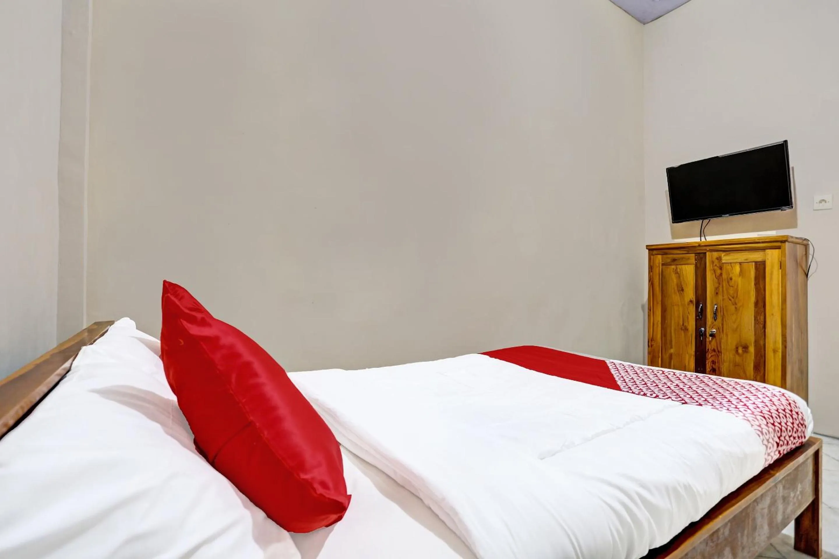 Bedroom, Bed in OYO 91261 Cita Suraya Homestay