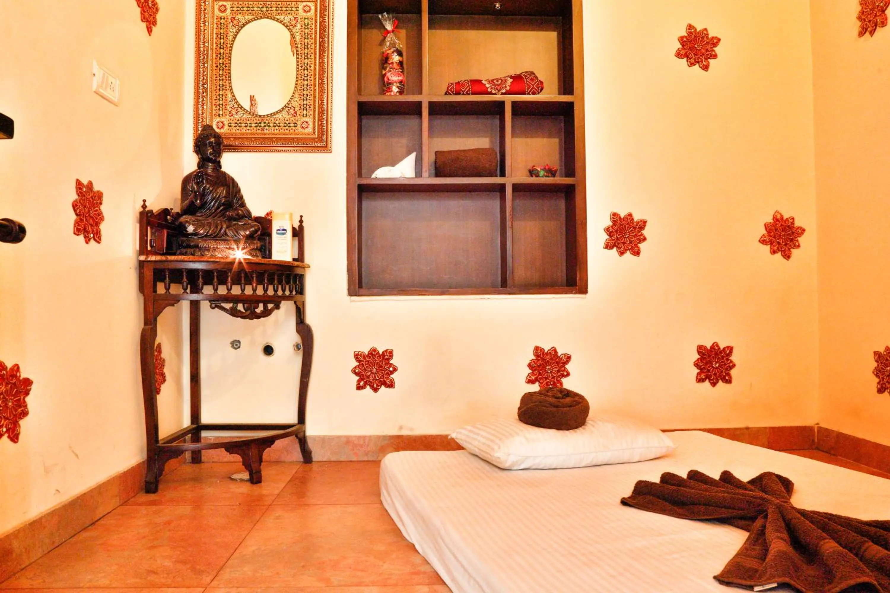 Spa and wellness centre/facilities in WelcomHeritage Traditional Haveli