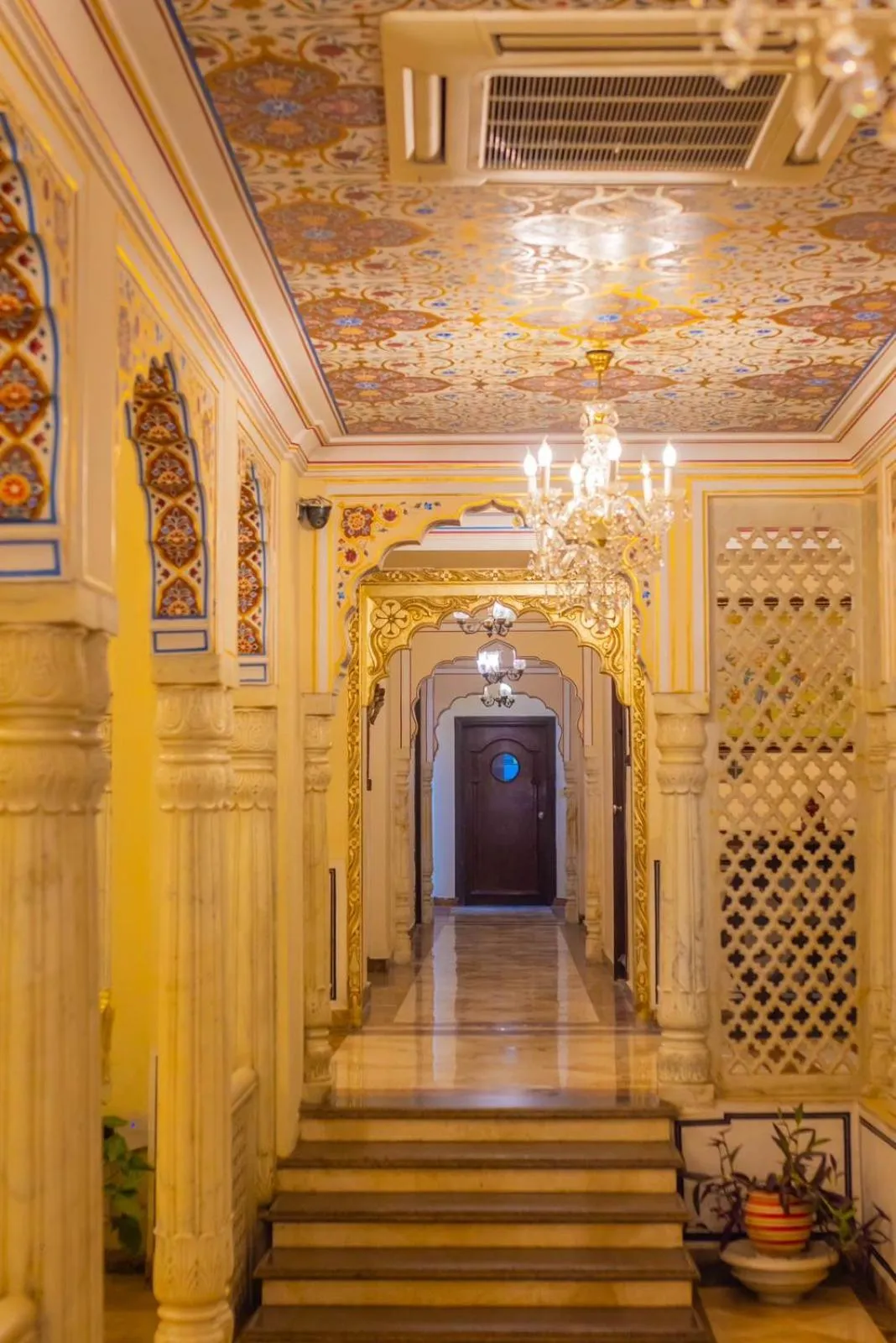 Lobby or reception in WelcomHeritage Traditional Haveli