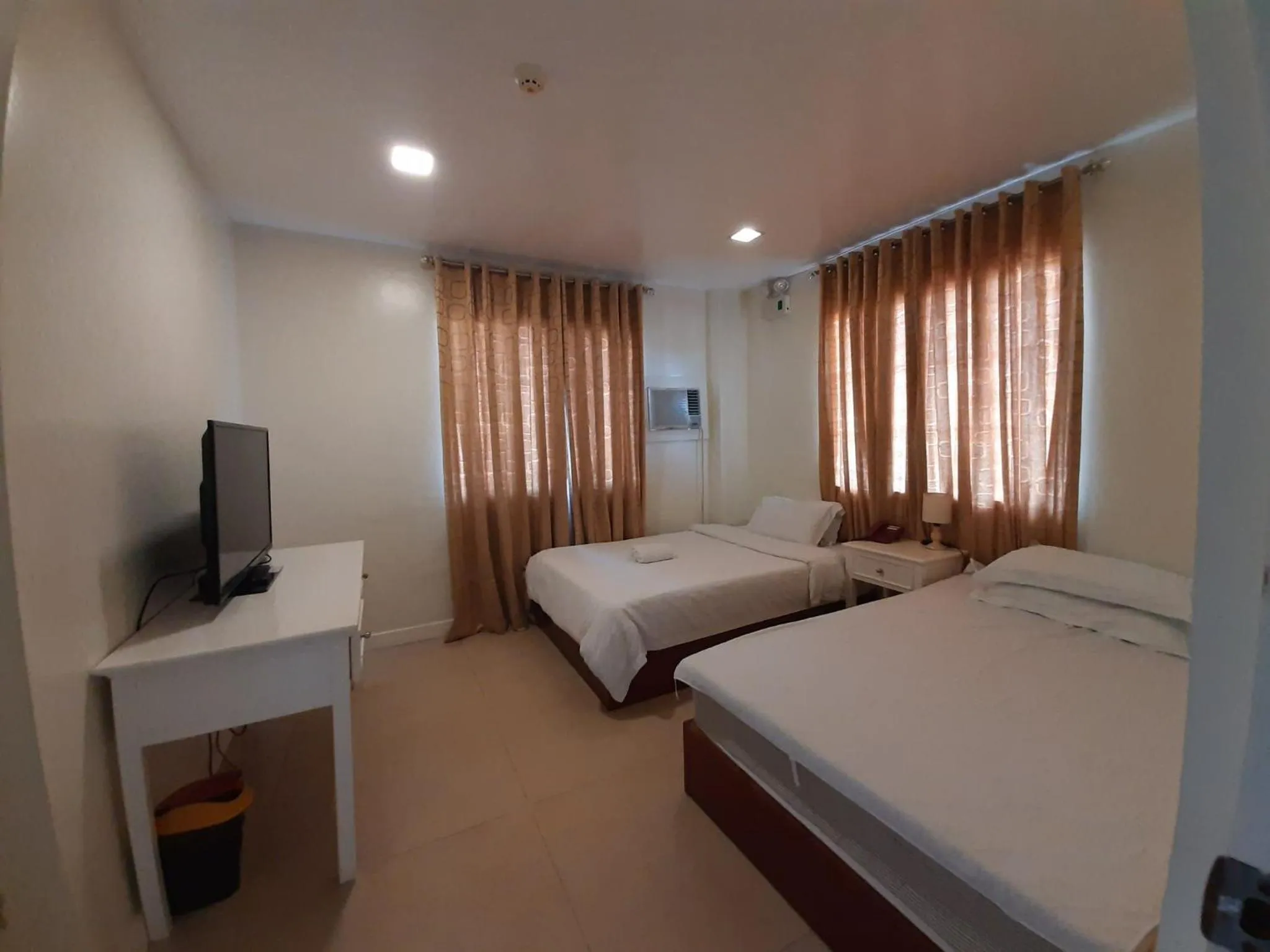 Bed in RedDoorz at Balatas Magsaysay Road Naga City