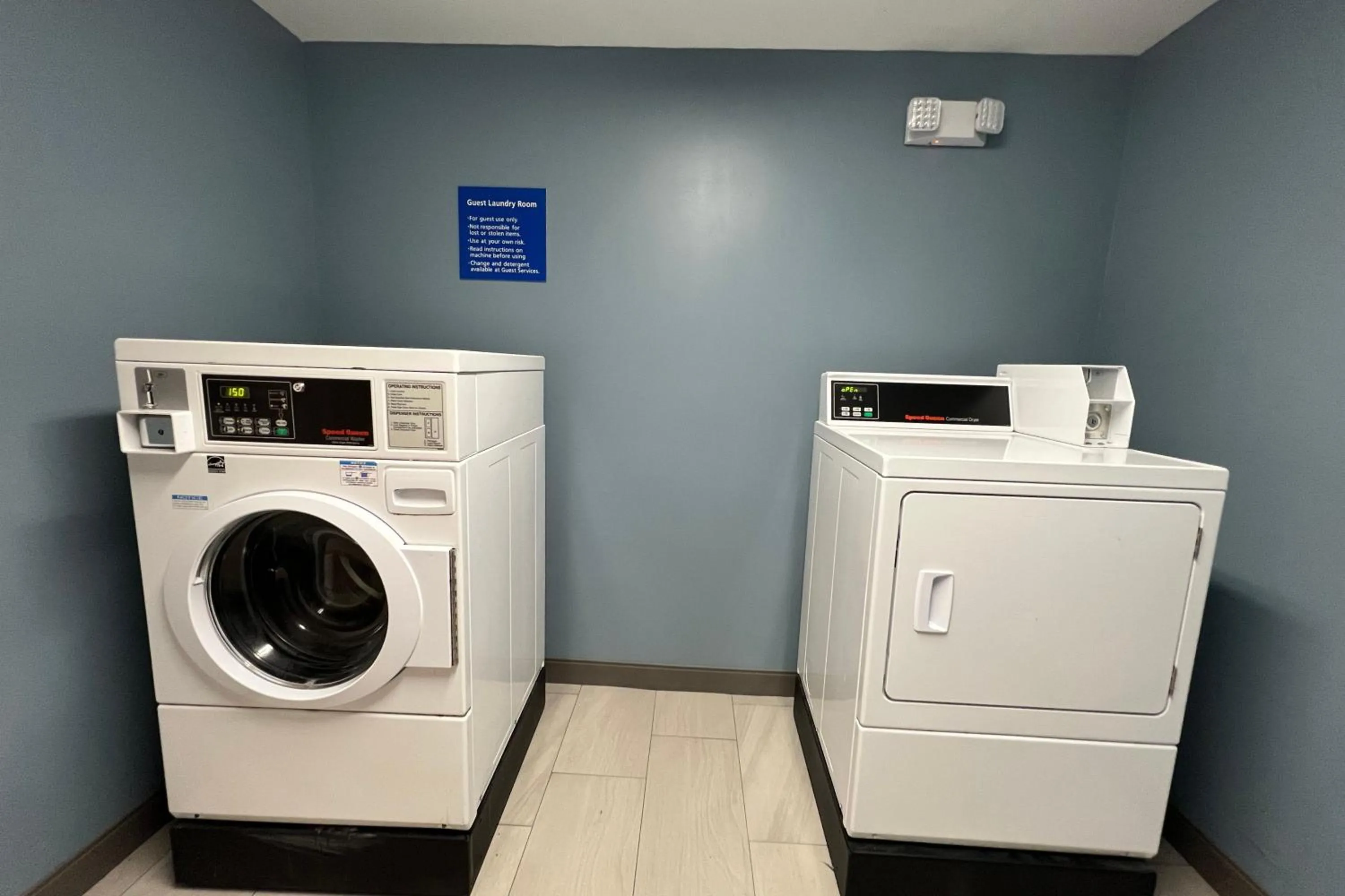 laundry in Holiday Inn Express Harrisburg I-81 - Hershey By IHG