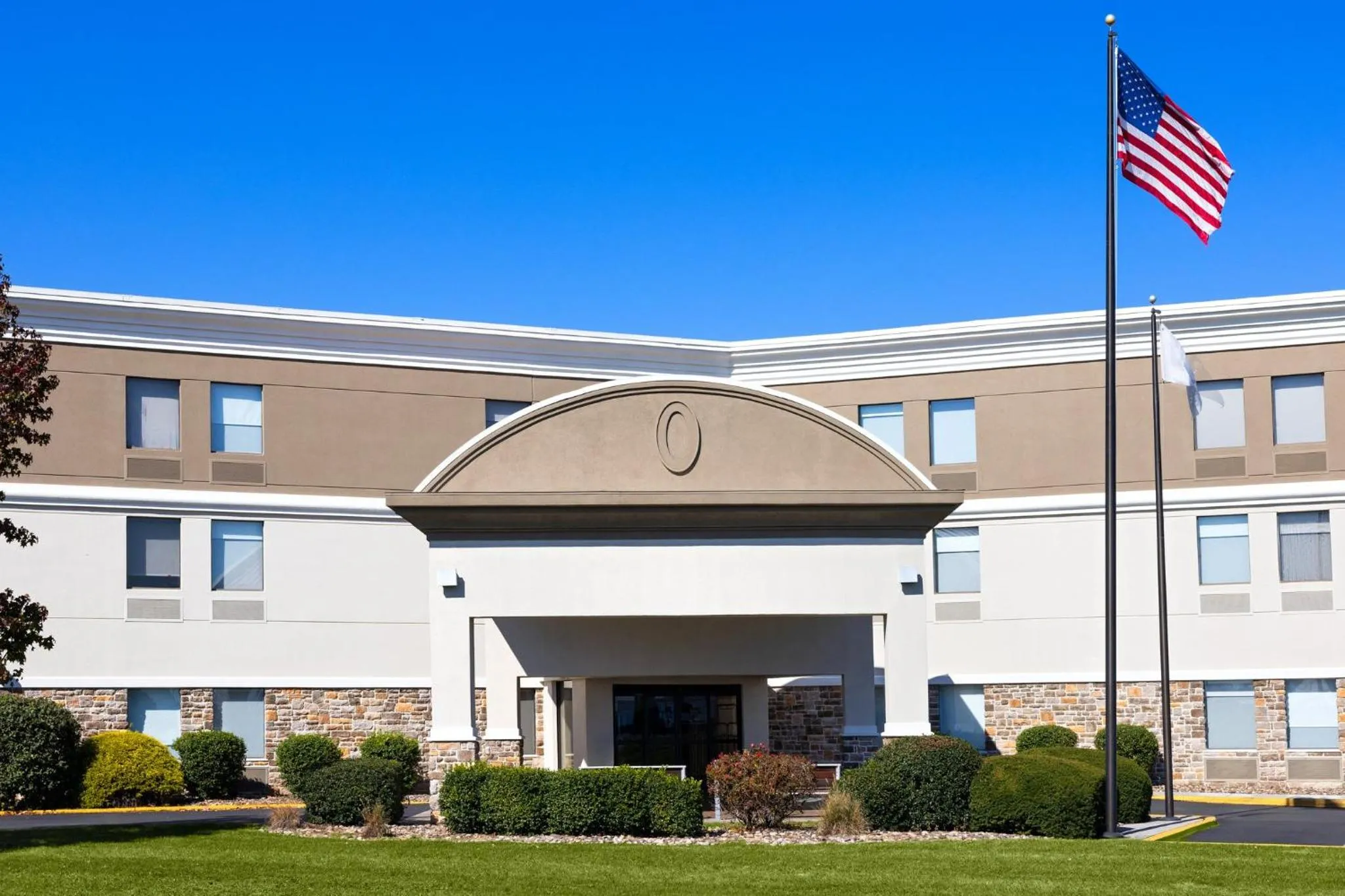 Property building in Holiday Inn Express Harrisburg I-81 - Hershey By IHG