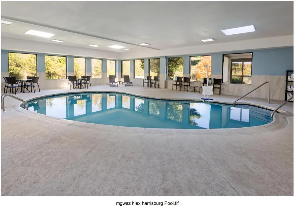 Swimming pool in Holiday Inn Express Harrisburg I-81 - Hershey By IHG