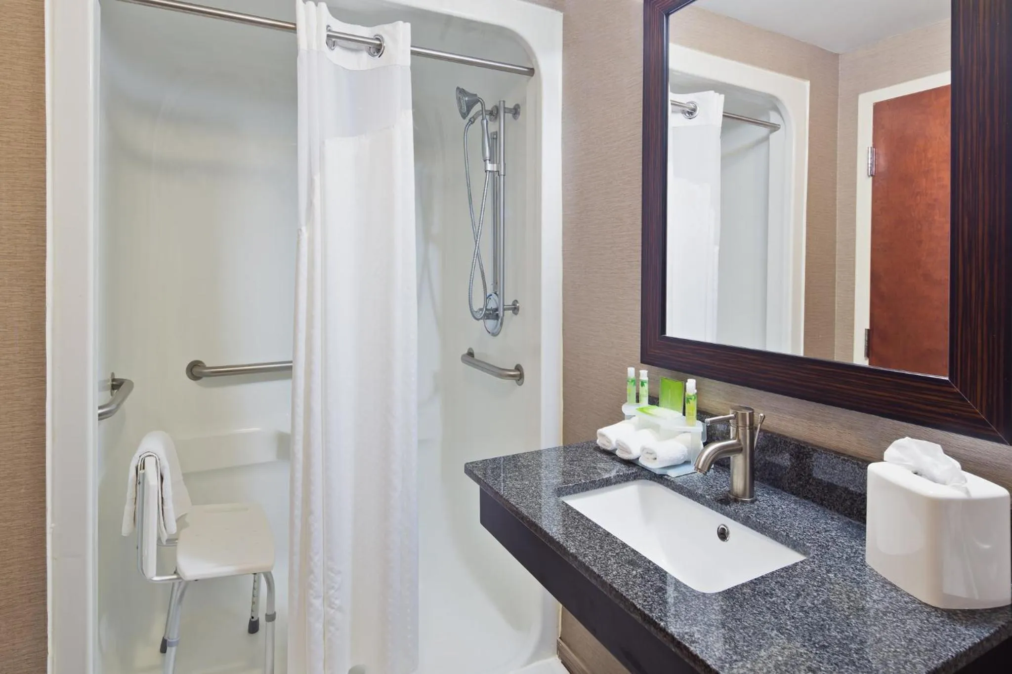 Bathroom in Holiday Inn Express Harrisburg I-81 - Hershey By IHG