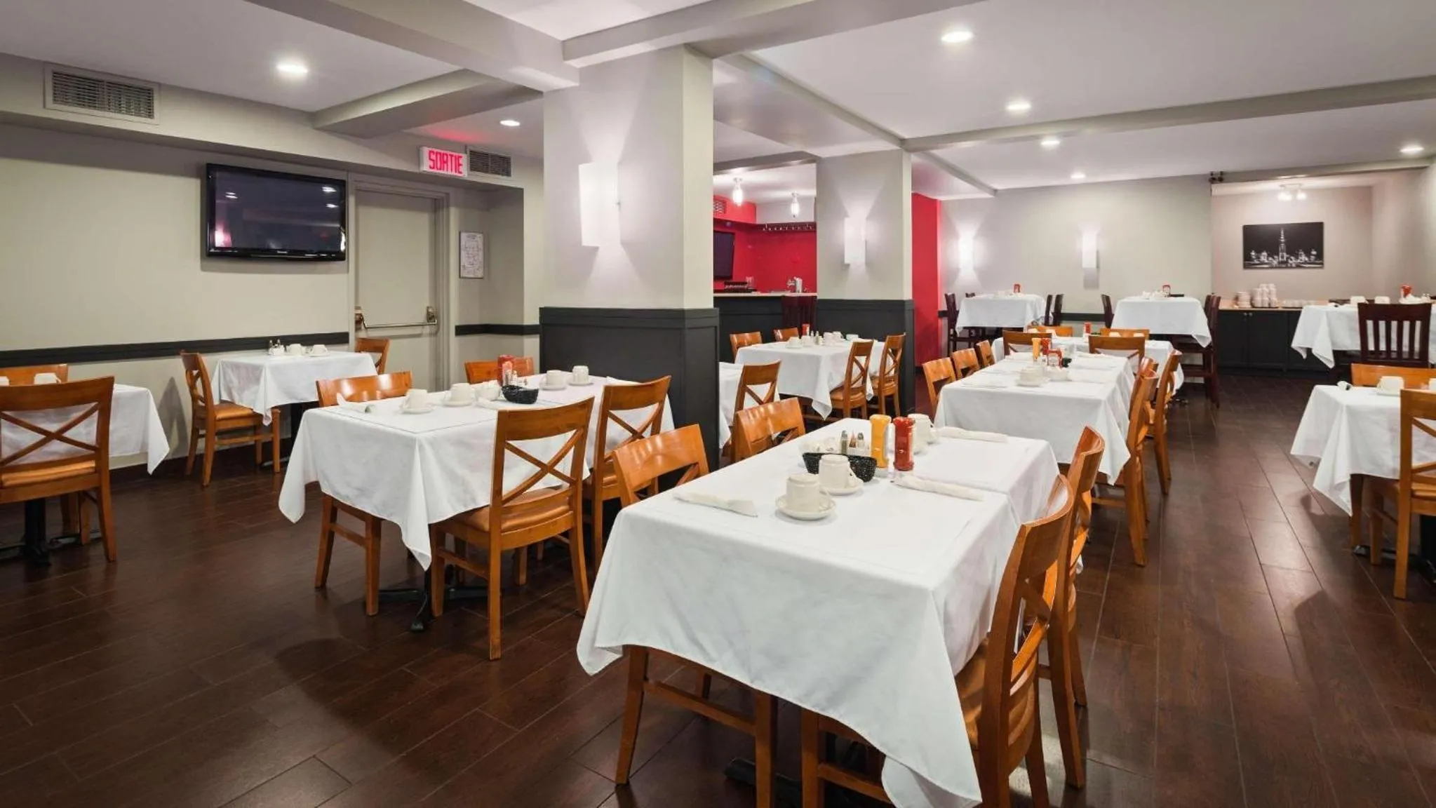Restaurant/places to eat in Best Western Plus Gatineau-Ottawa Downtown