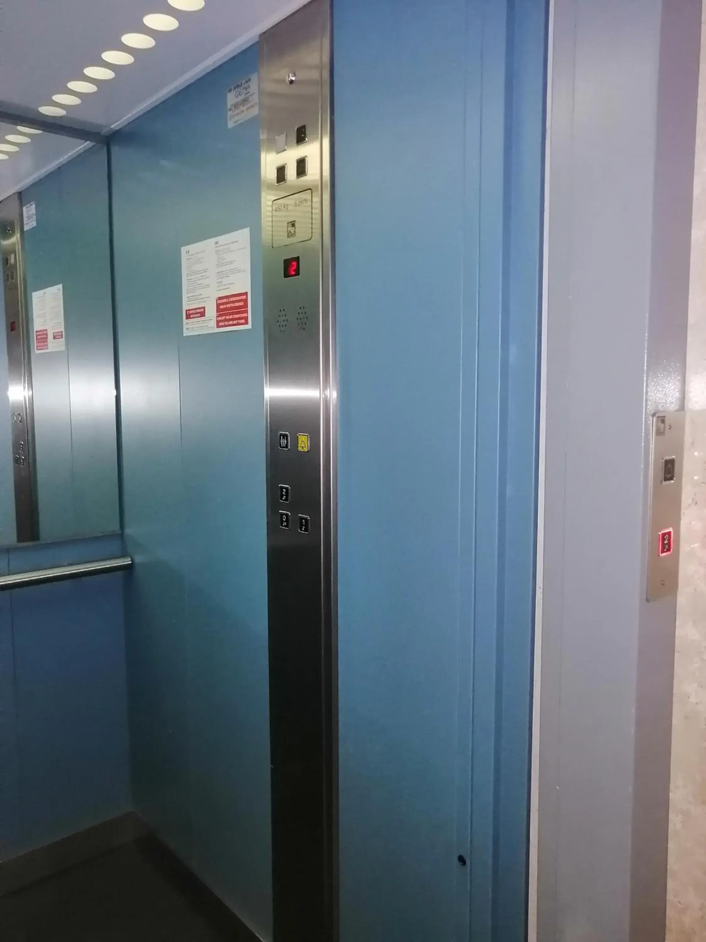 Twin Room in Hotel Soleo Twin Room in Hotel Soleo