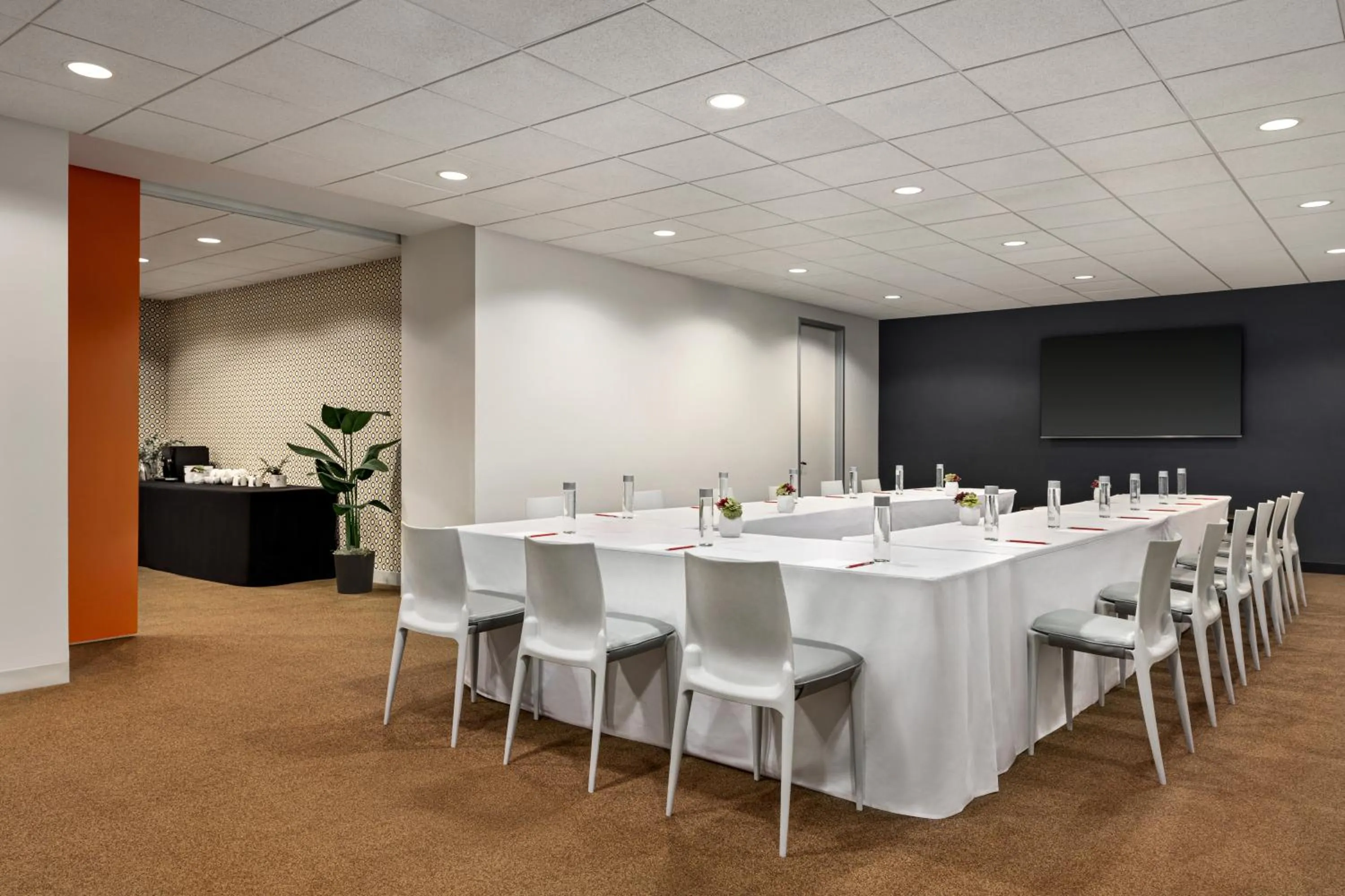 Meeting/conference room in The Delphi Downtown LA