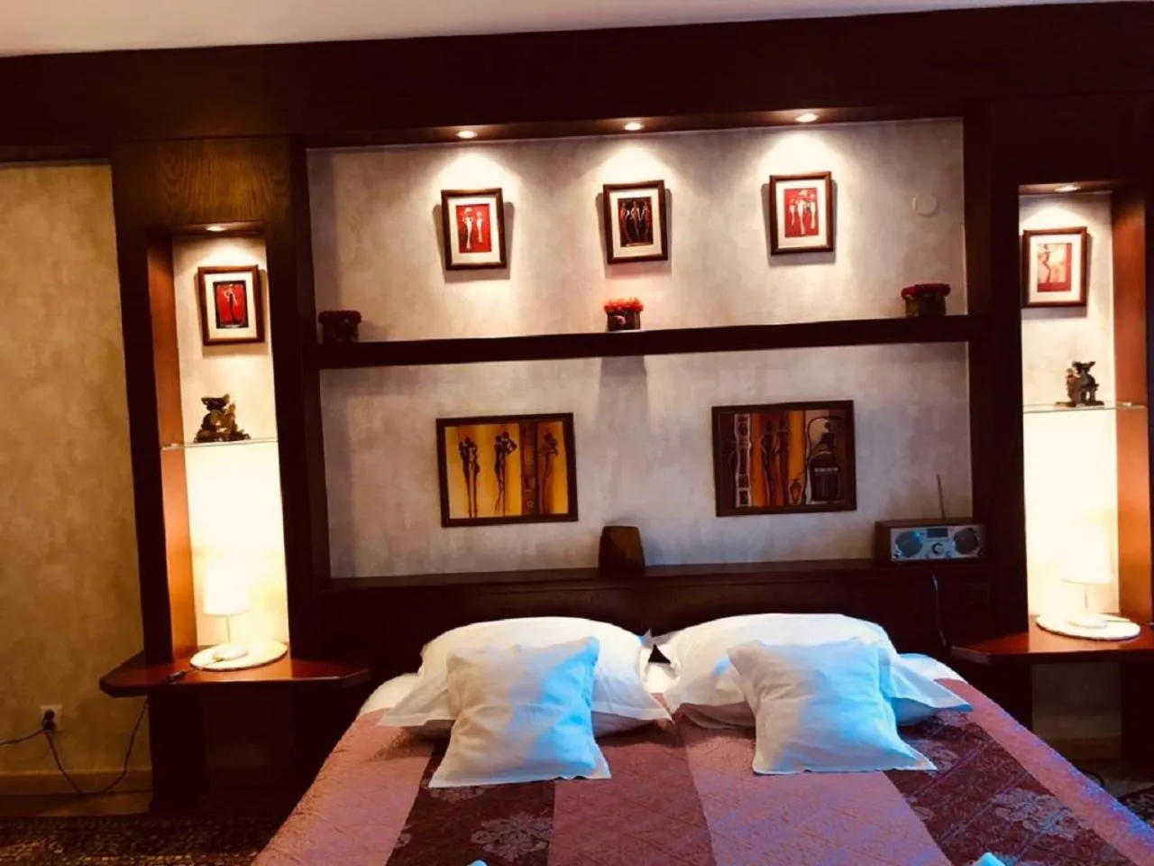 Photo of the whole room, Bed in BLACK JACK "Będzin"