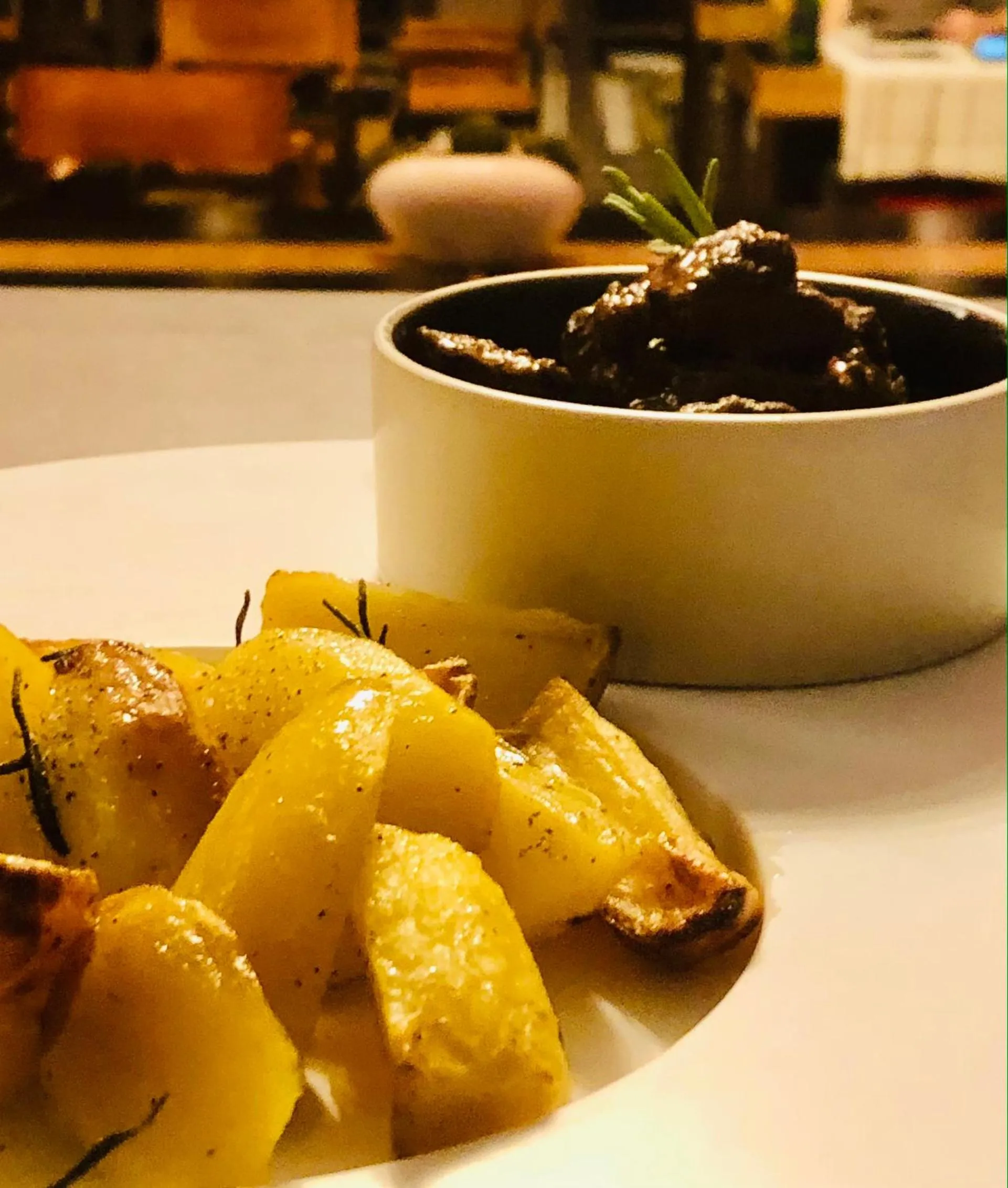 Restaurant/places to eat in Hotel Astro Mediceo