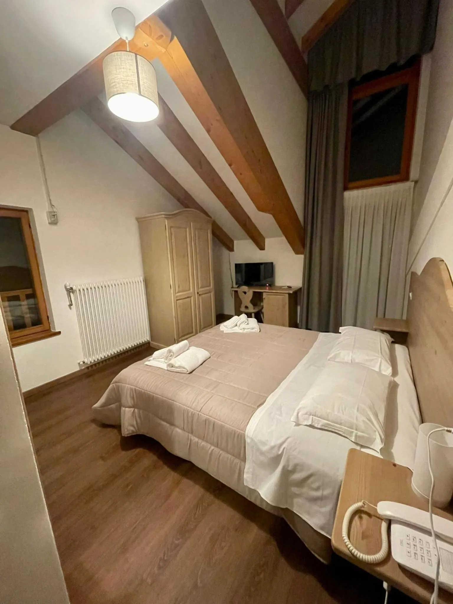 Bed in Hotel Villa Aurora