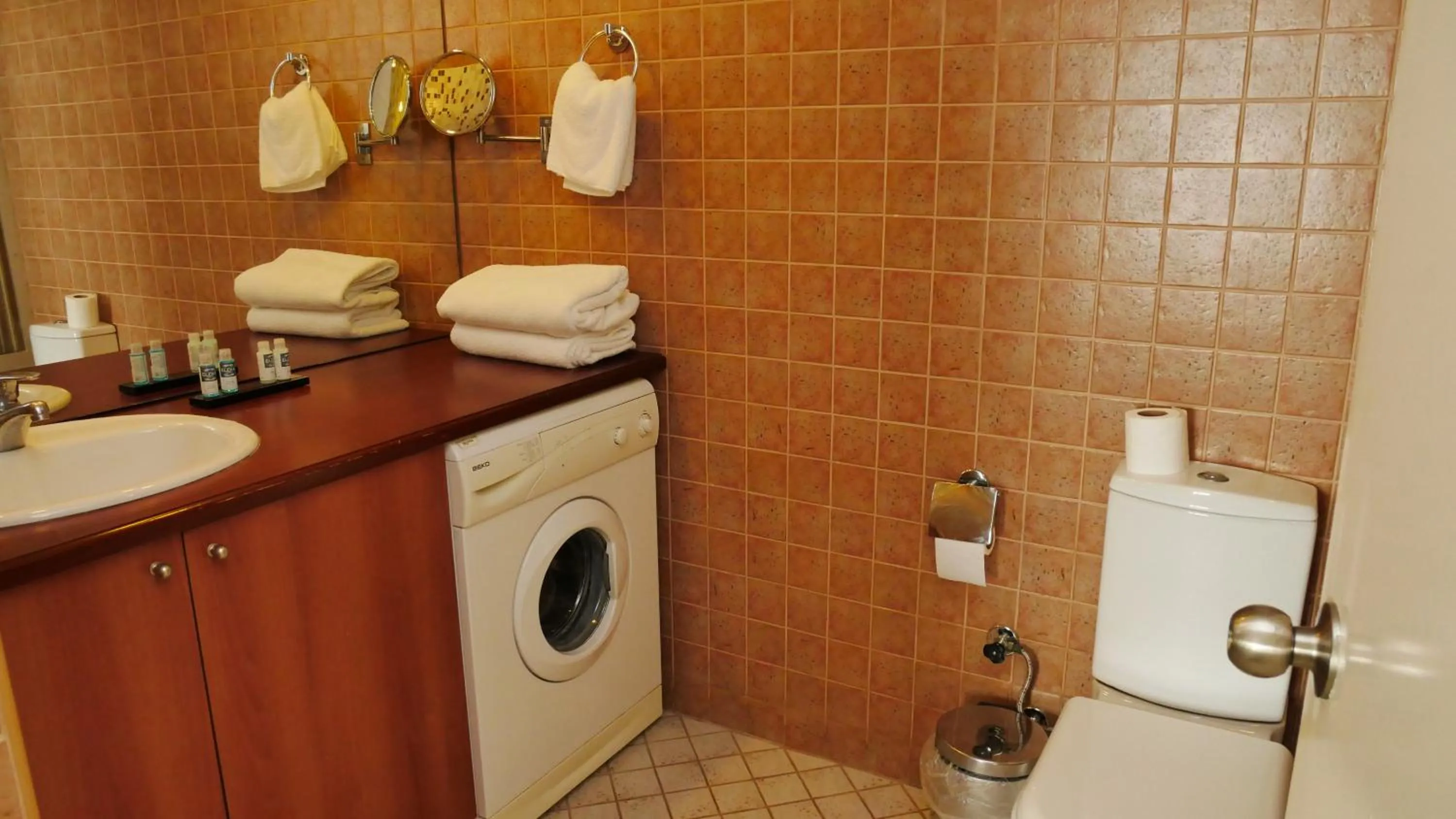 Bathroom in TALEN OTEL