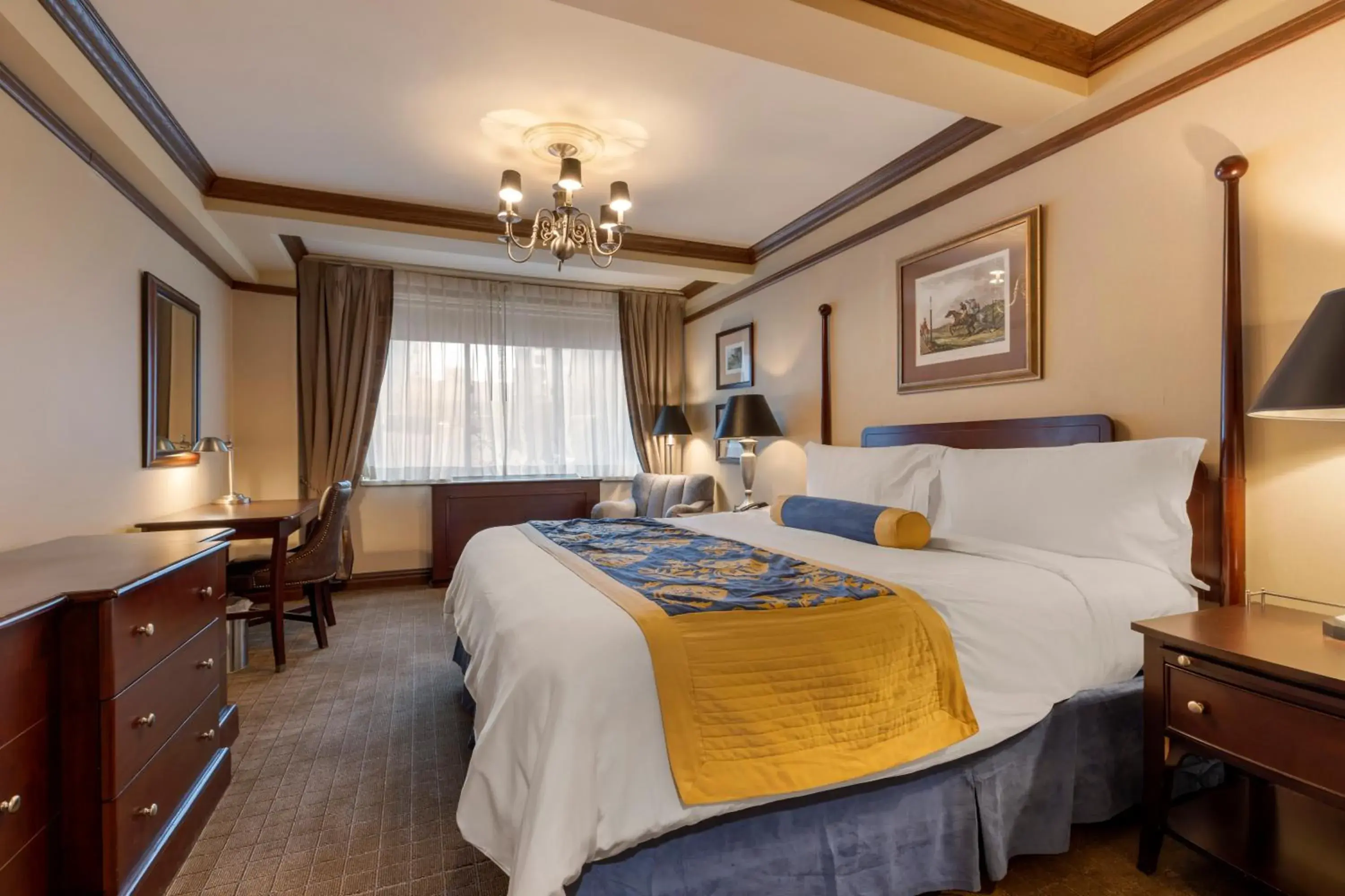 King Room - Disability Access in The Blakely by LuxUrban King Room - Disability Access in The Blakely by LuxUrban