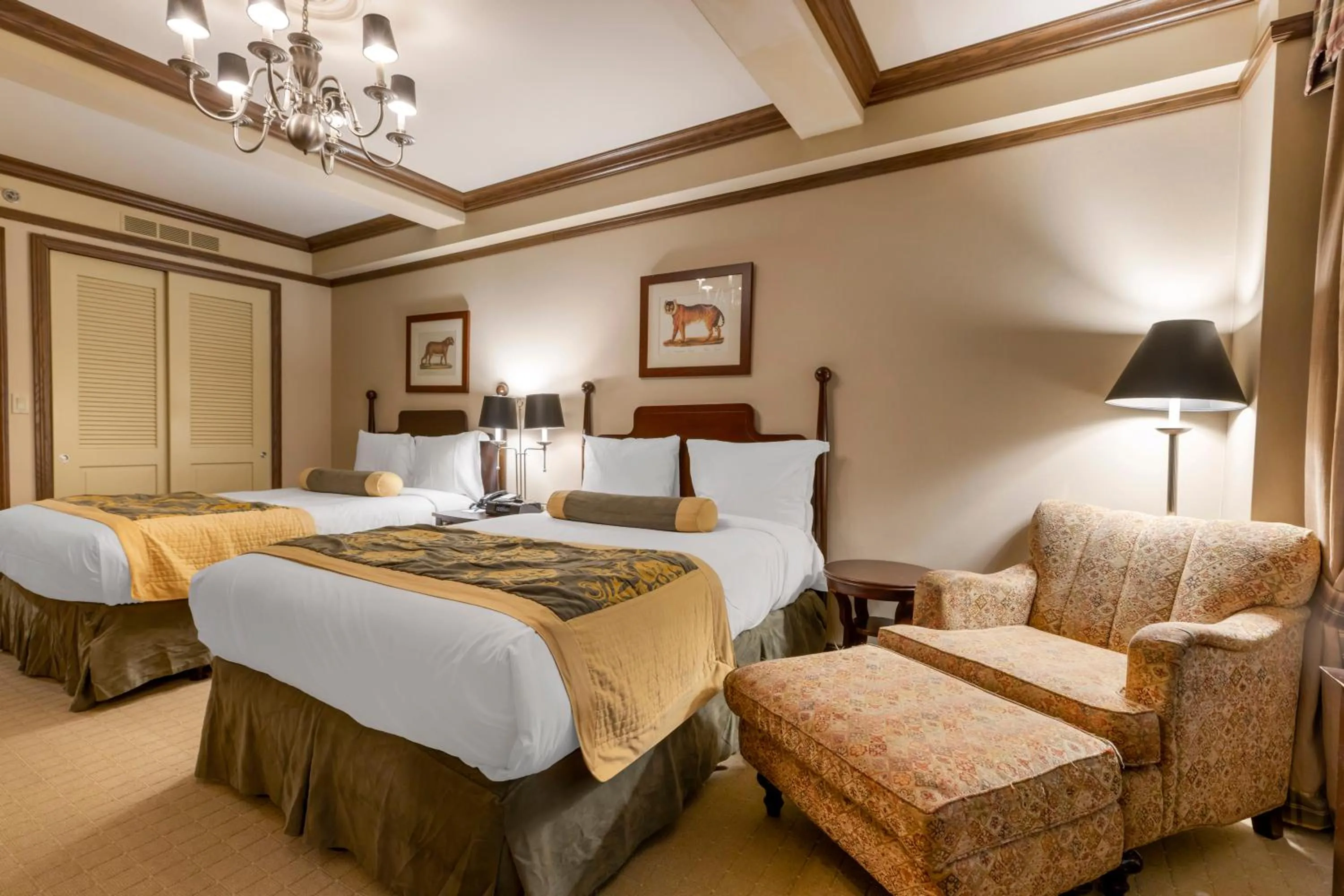 Bedroom in The Blakely by LuxUrban