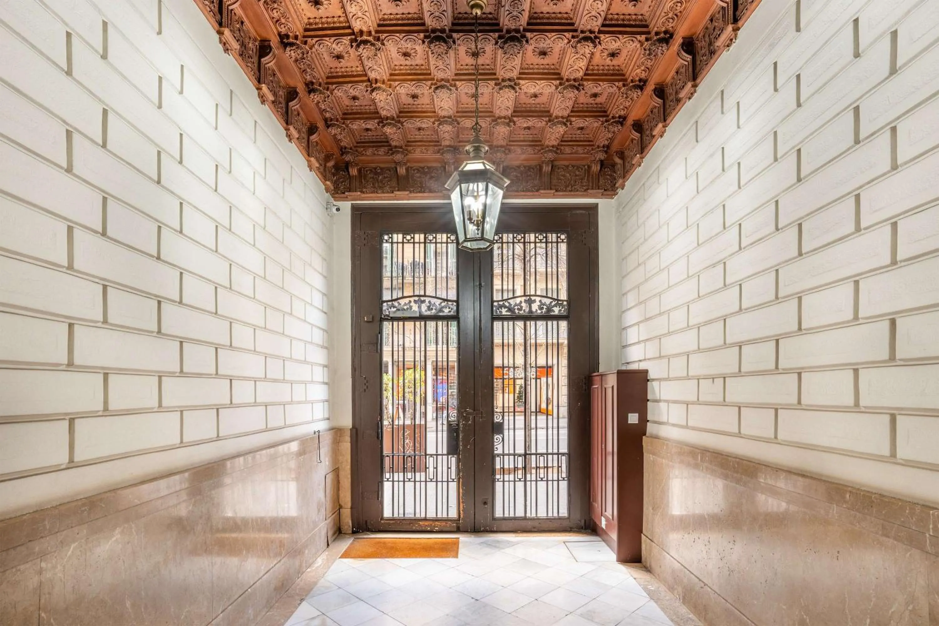 The Collection Barcelona - Paseo de Gracia 5BD and 3BTH for 10 with Terrace