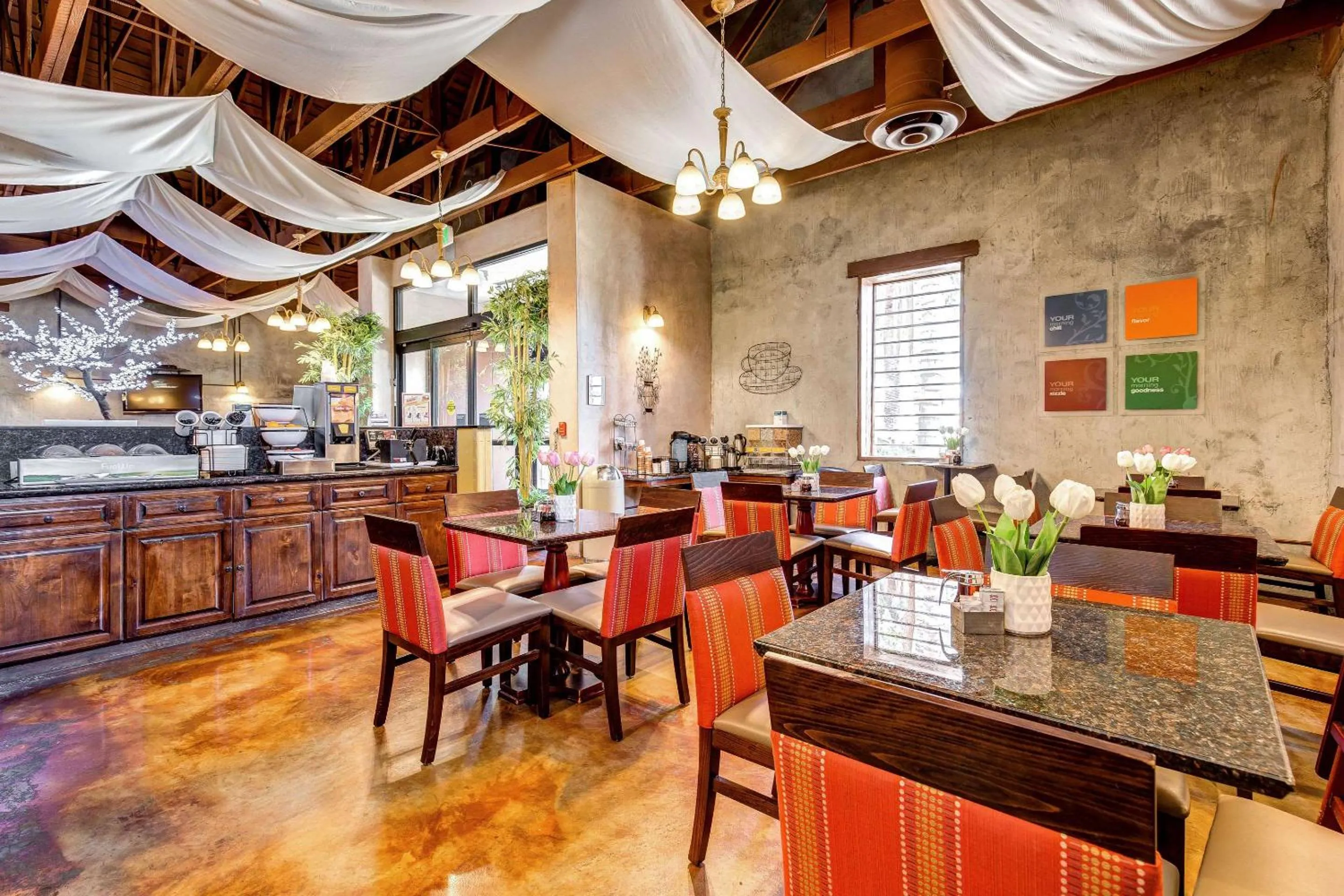 Breakfast in Comfort Inn Pomona near Fairplex