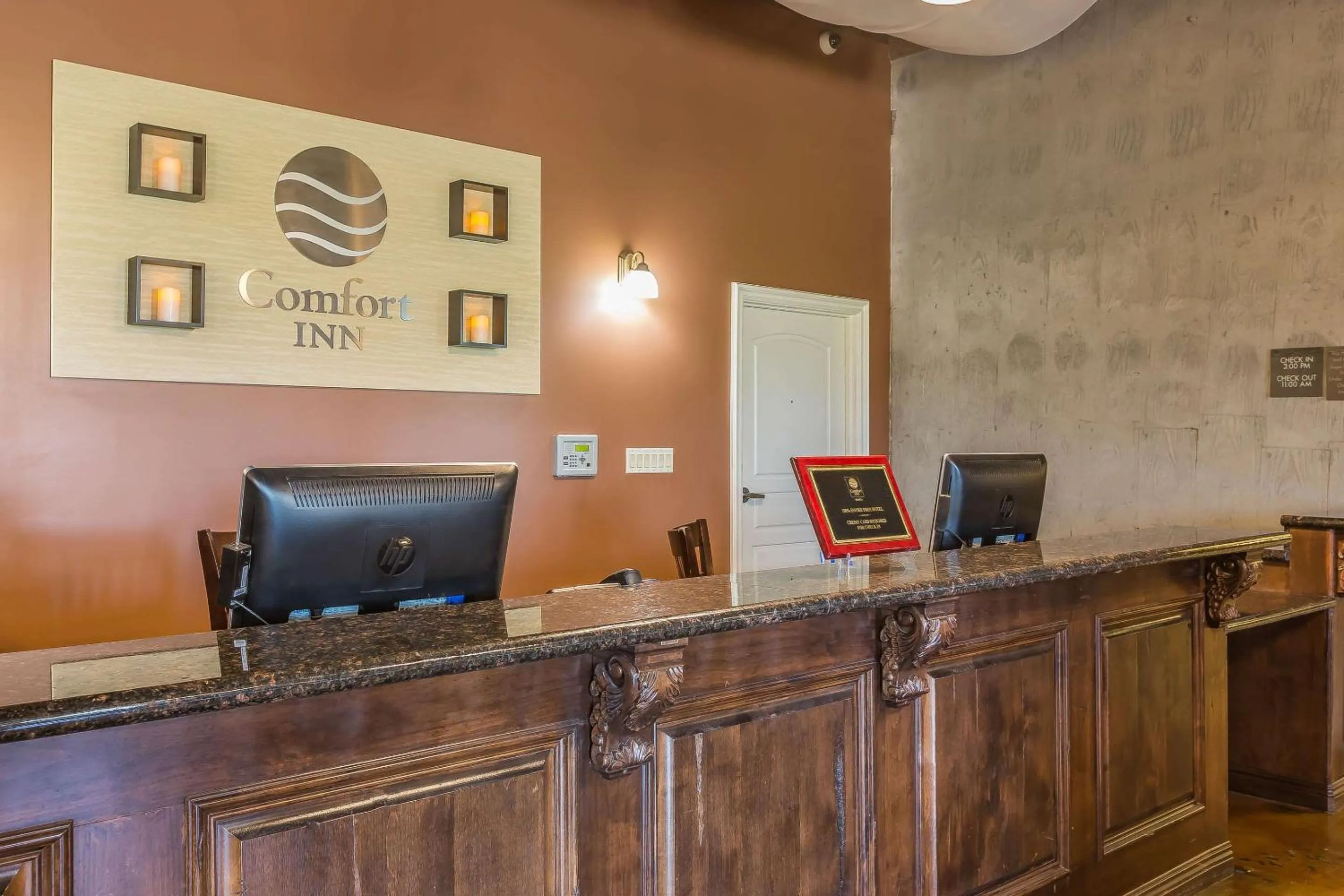 Lobby or reception in Comfort Inn Pomona near Fairplex
