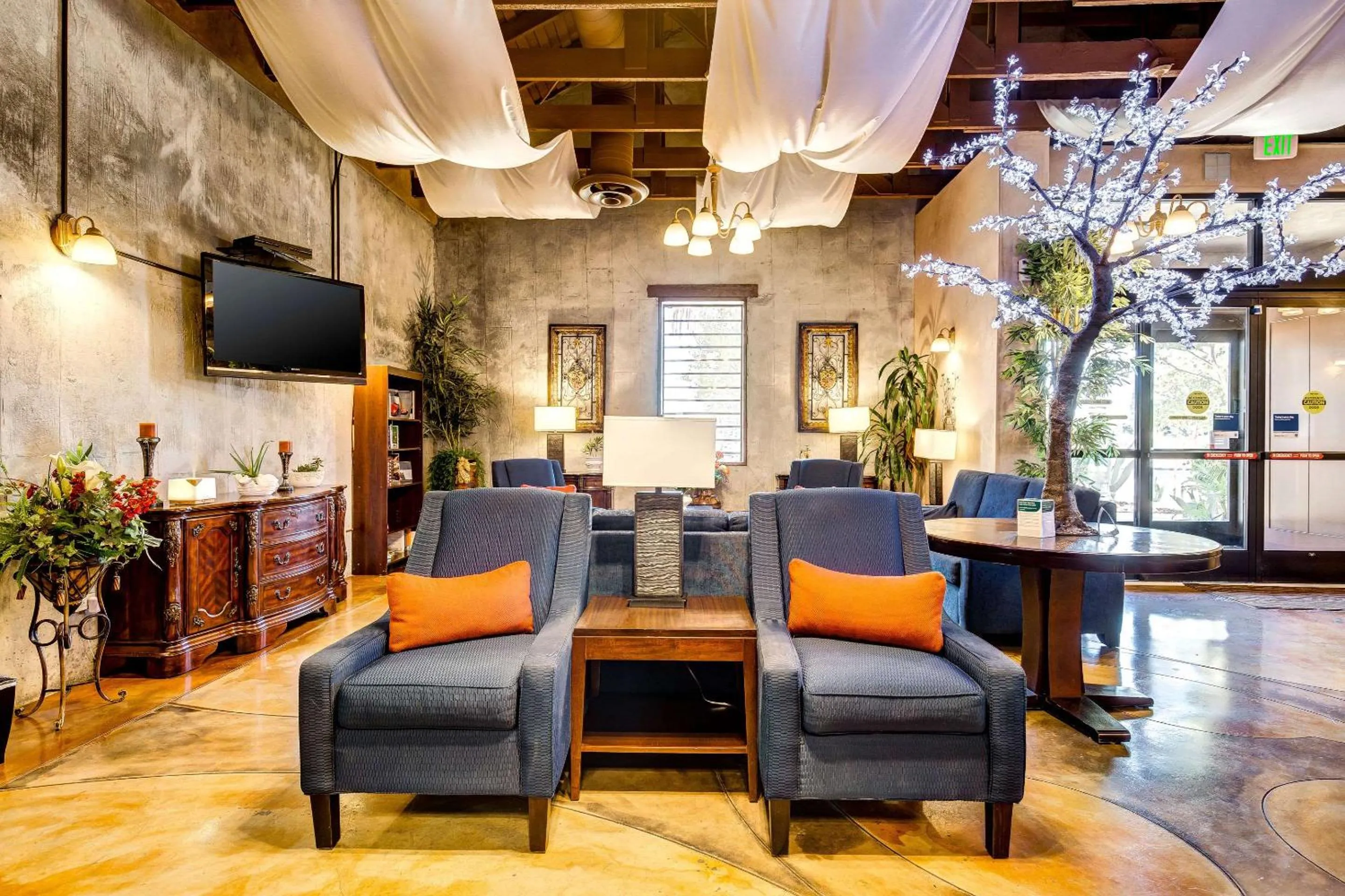 Lobby or reception in Comfort Inn Pomona near Fairplex