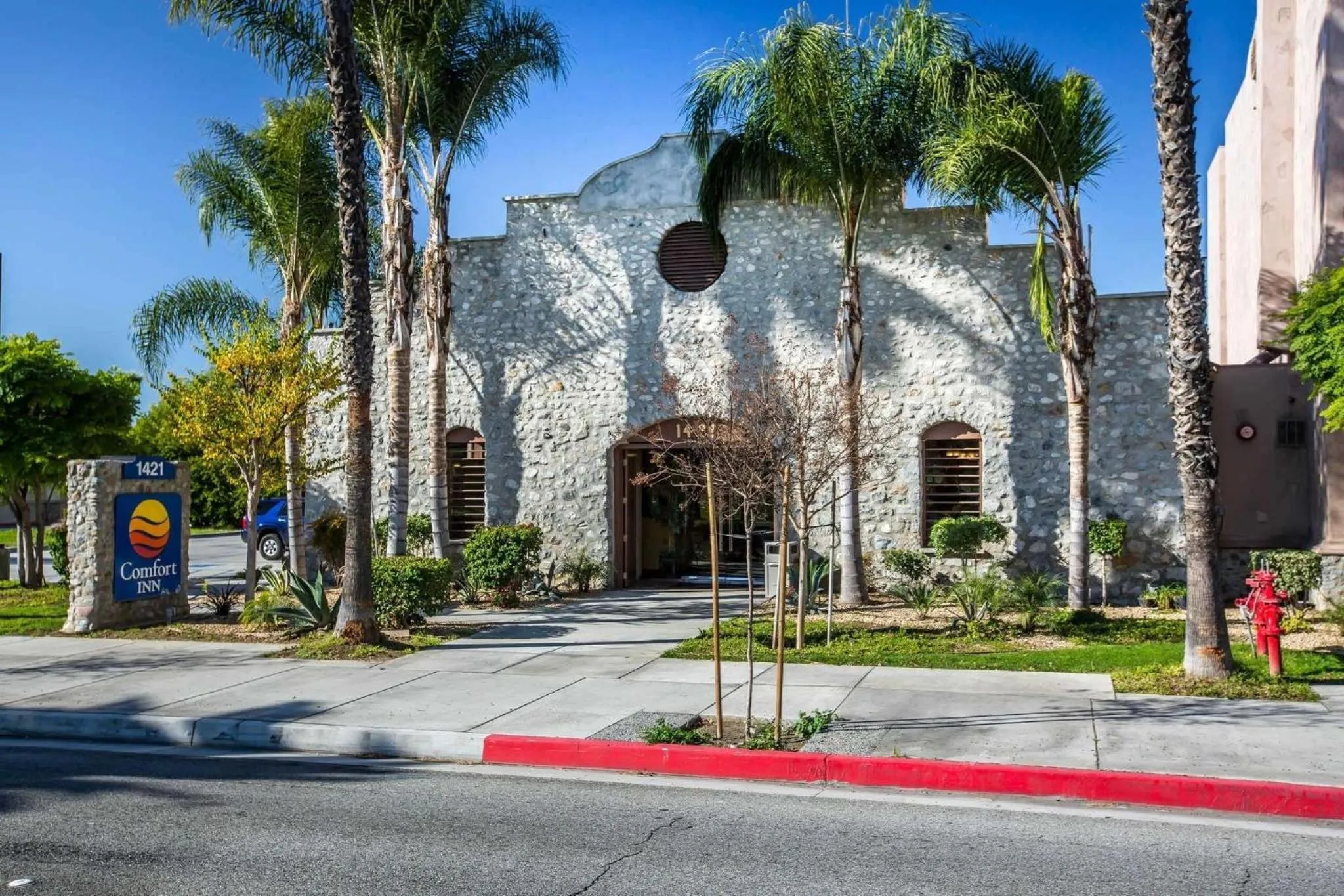 Property building in Comfort Inn Pomona near Fairplex