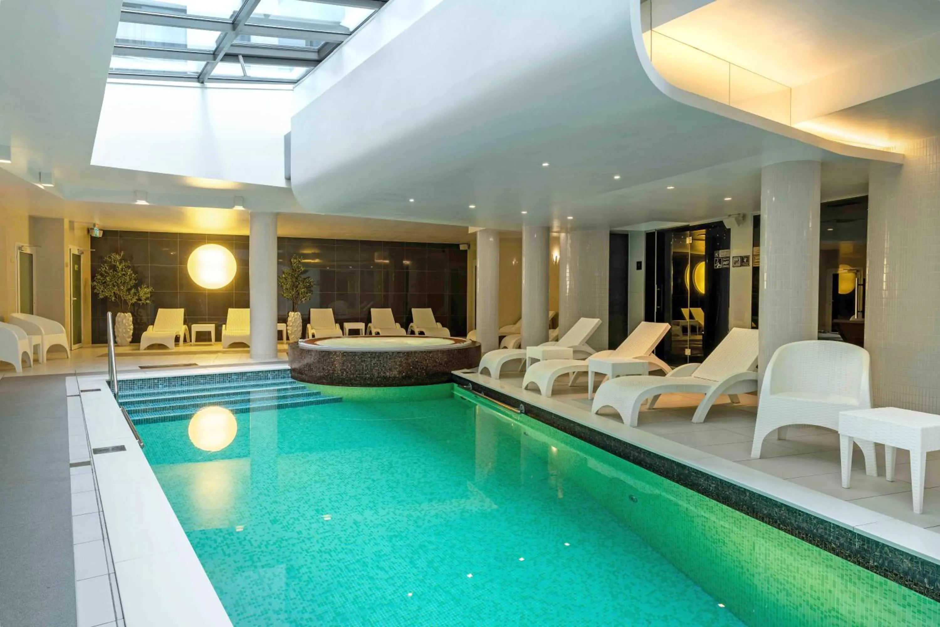 Swimming pool in Wellton Centrum Hotel & SPA