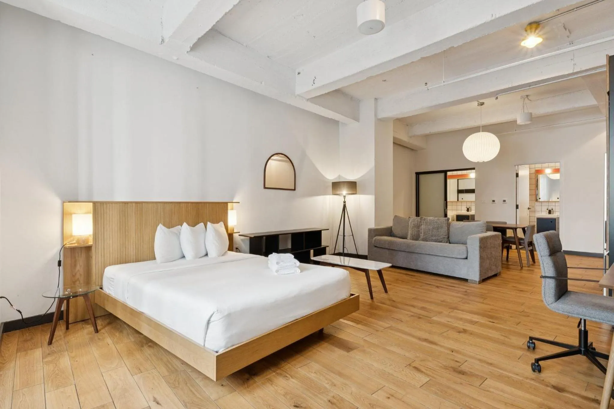 Bed in Placemakr Wall Street