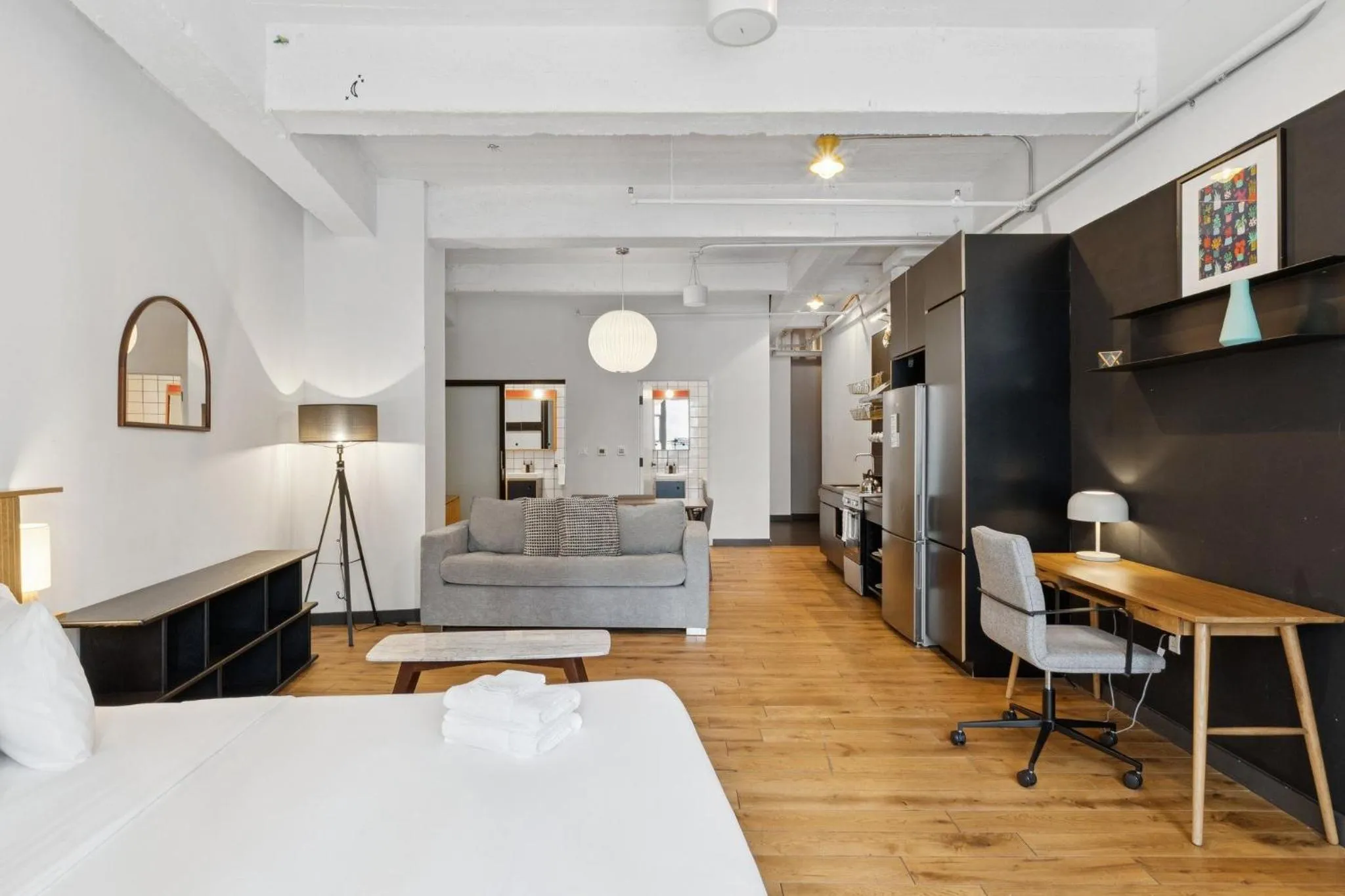 Photo of the whole room, Bed in Placemakr Wall Street