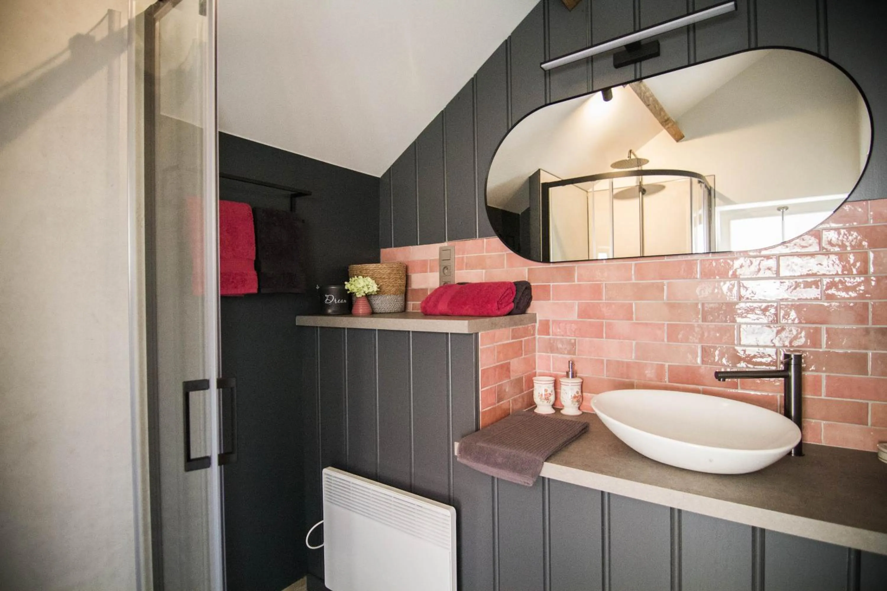 Bathroom in Gastenkamer Klein Geluk