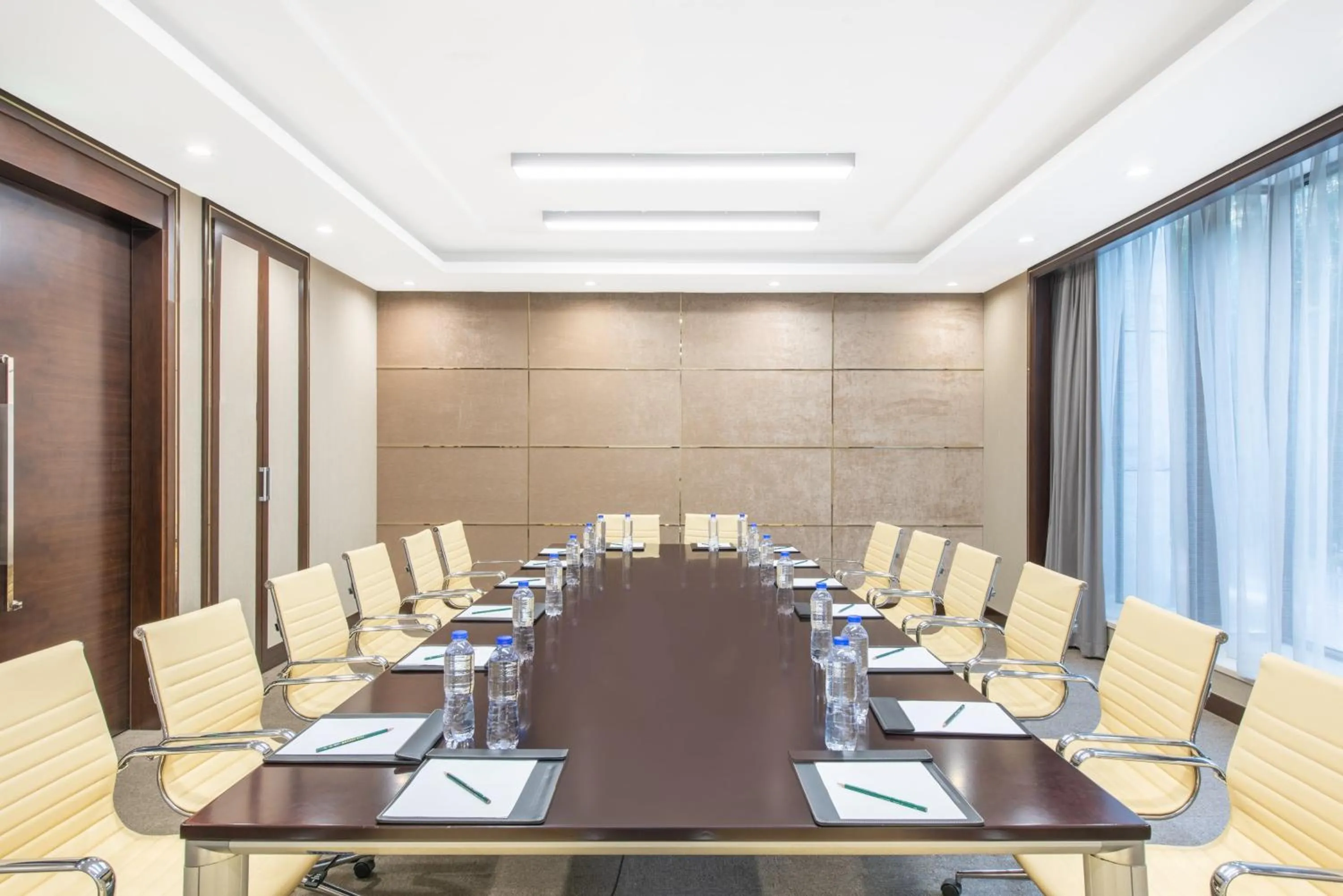 Meeting/conference room in Holiday Inn Express Beijing Temple of Heaven by IHG