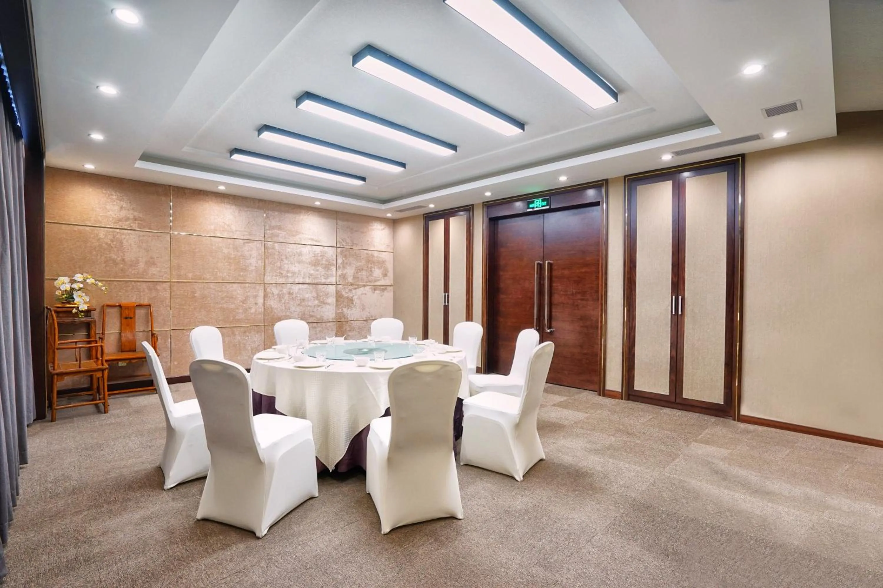 Meeting/conference room in Holiday Inn Express Beijing Temple of Heaven by IHG