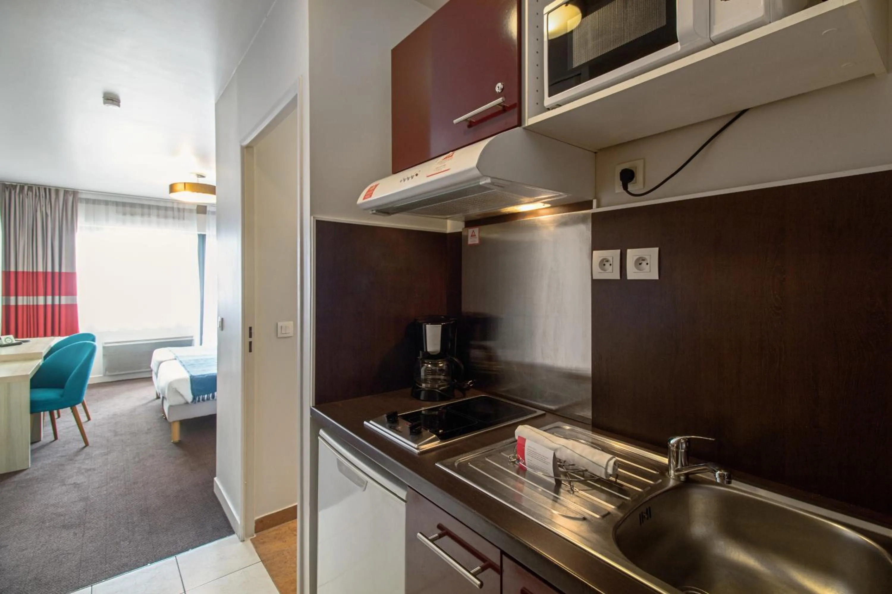 Kitchen or kitchenette in Appart’City Confort Paris Villejuif