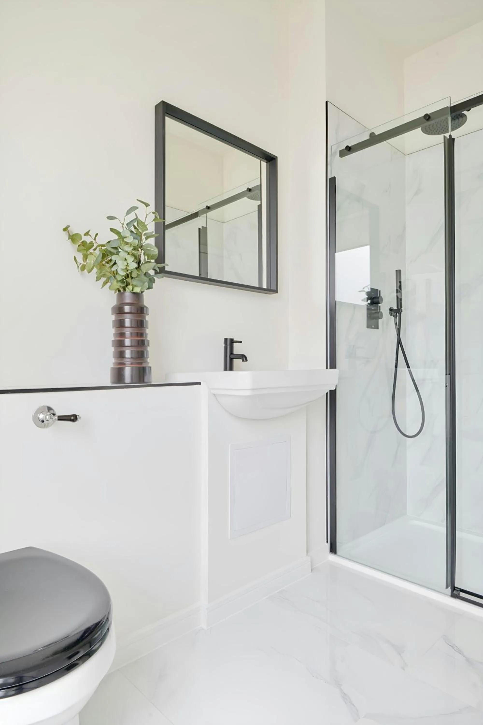 Bathroom in The Prince Hotel Vauxhall, Sonder by Marriott Bonvoy