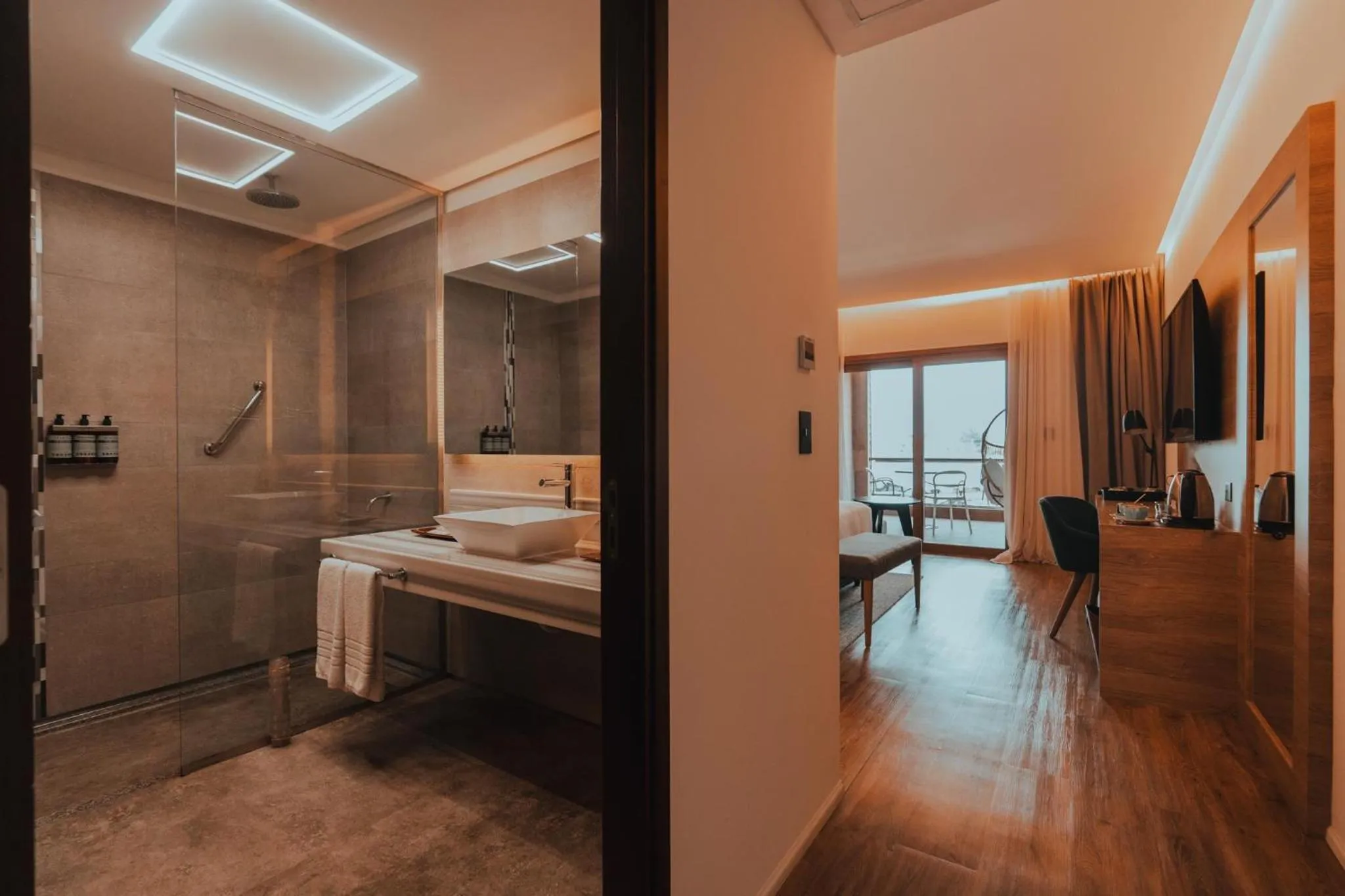 Photo of the whole room, Bed in Böden Hotel & Spa, AKEN SOUL