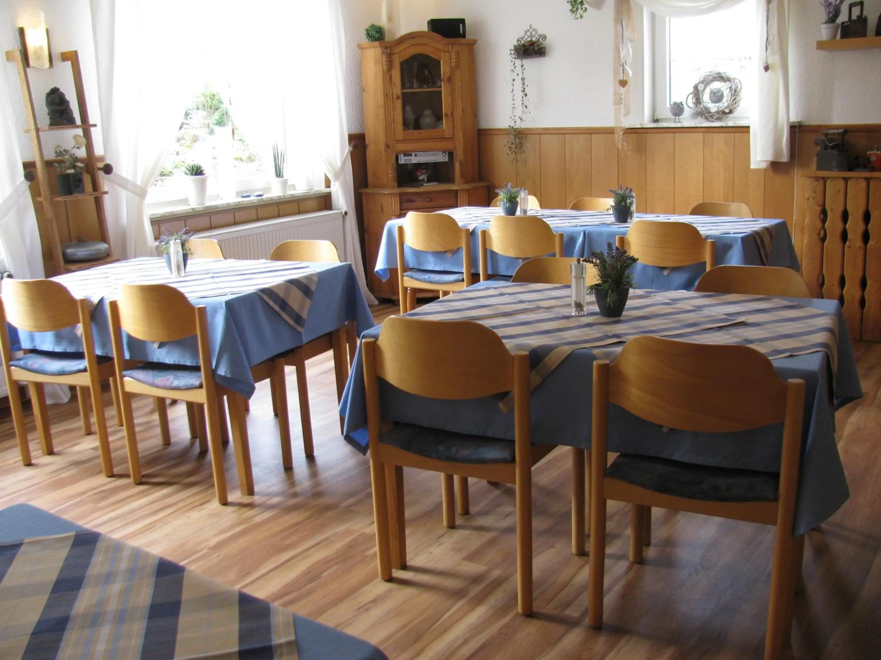 Restaurant/places to eat in Hotel Kilian