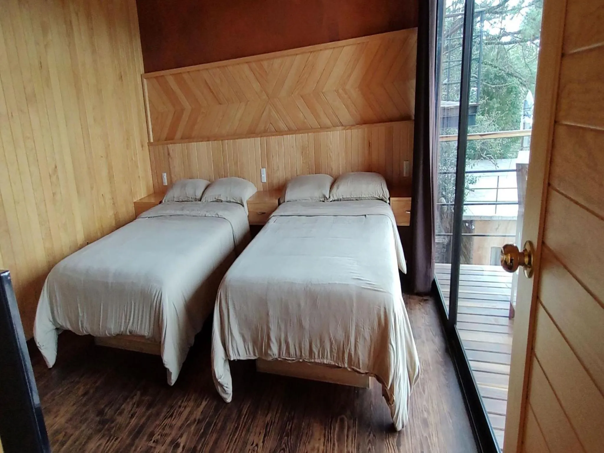 Alto de la Sierra by Rotamundos