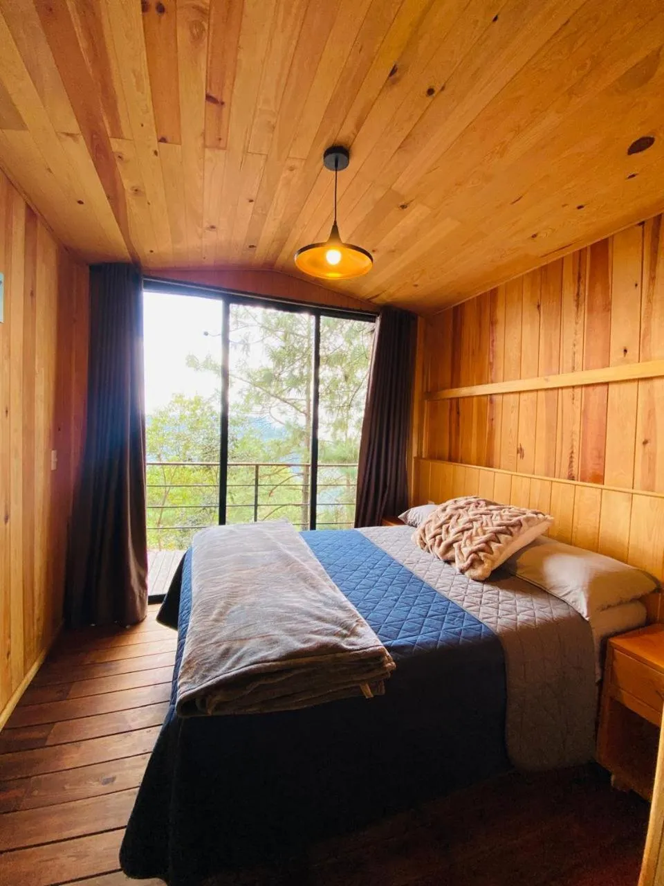 Alto de la Sierra by Rotamundos