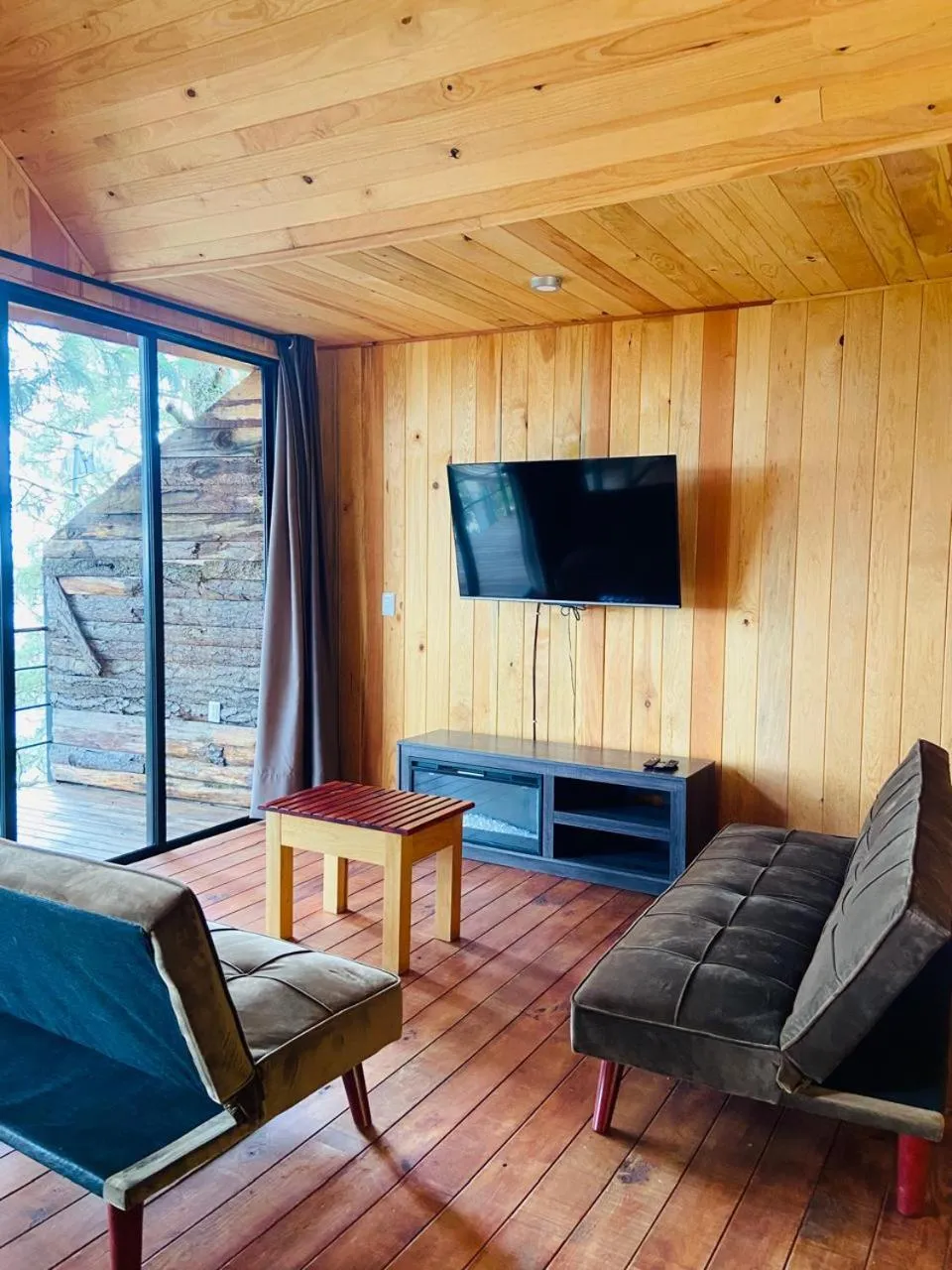 Alto de la Sierra by Rotamundos