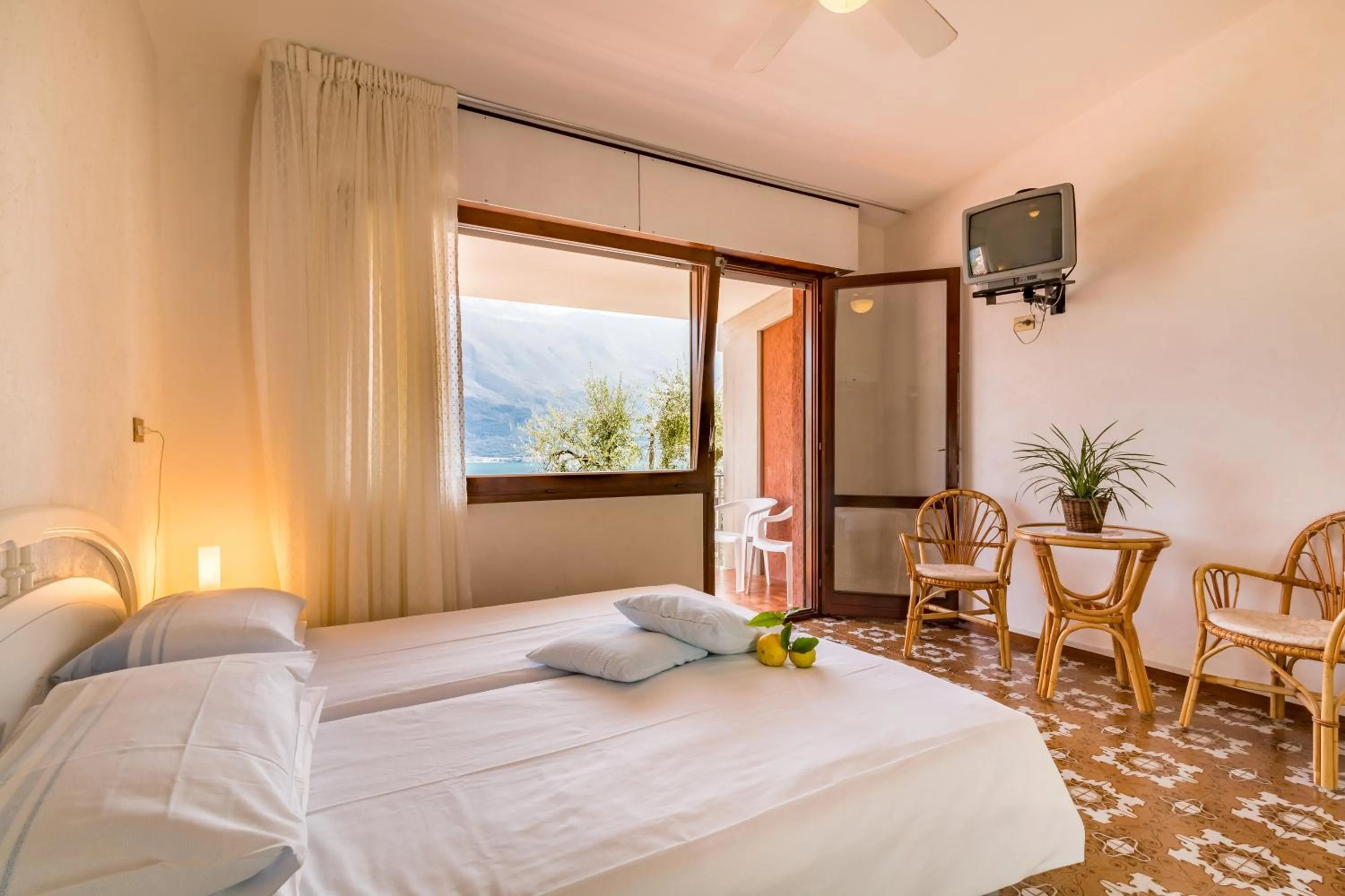 View (from property/room), Bed in Hotel Riviera Panoramic Green Resort