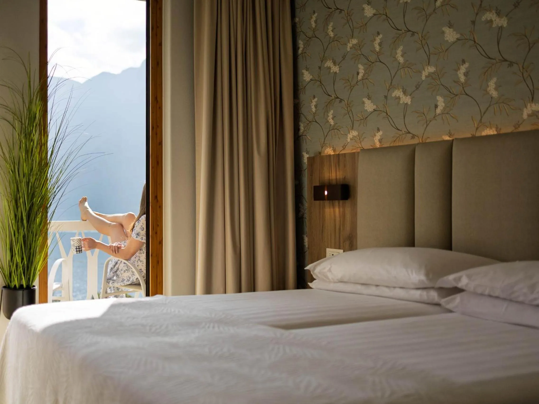 Bedroom, Bed in Hotel Riviera Panoramic Green Resort