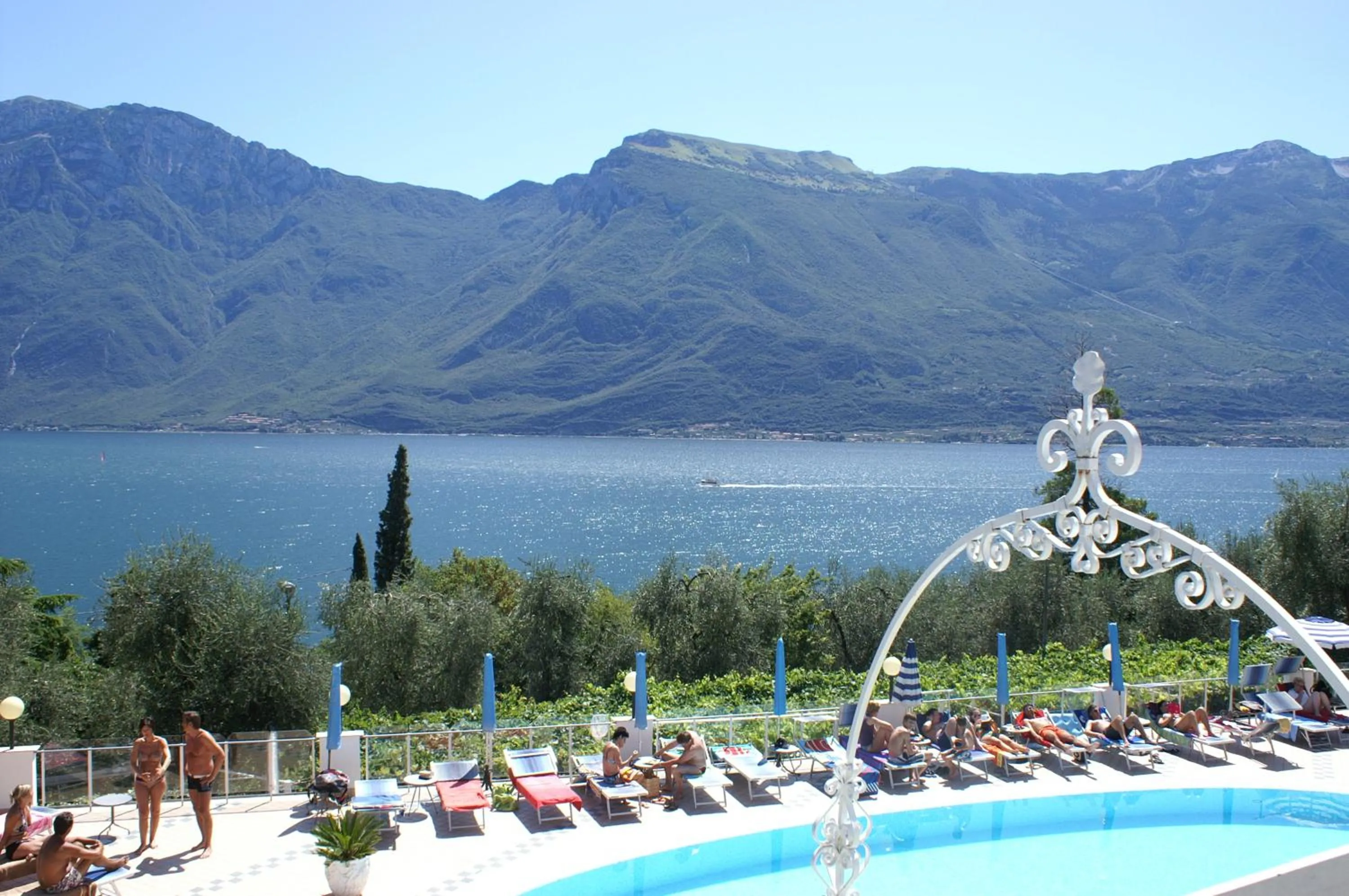 Lake view in Hotel Riviera Panoramic Green Resort