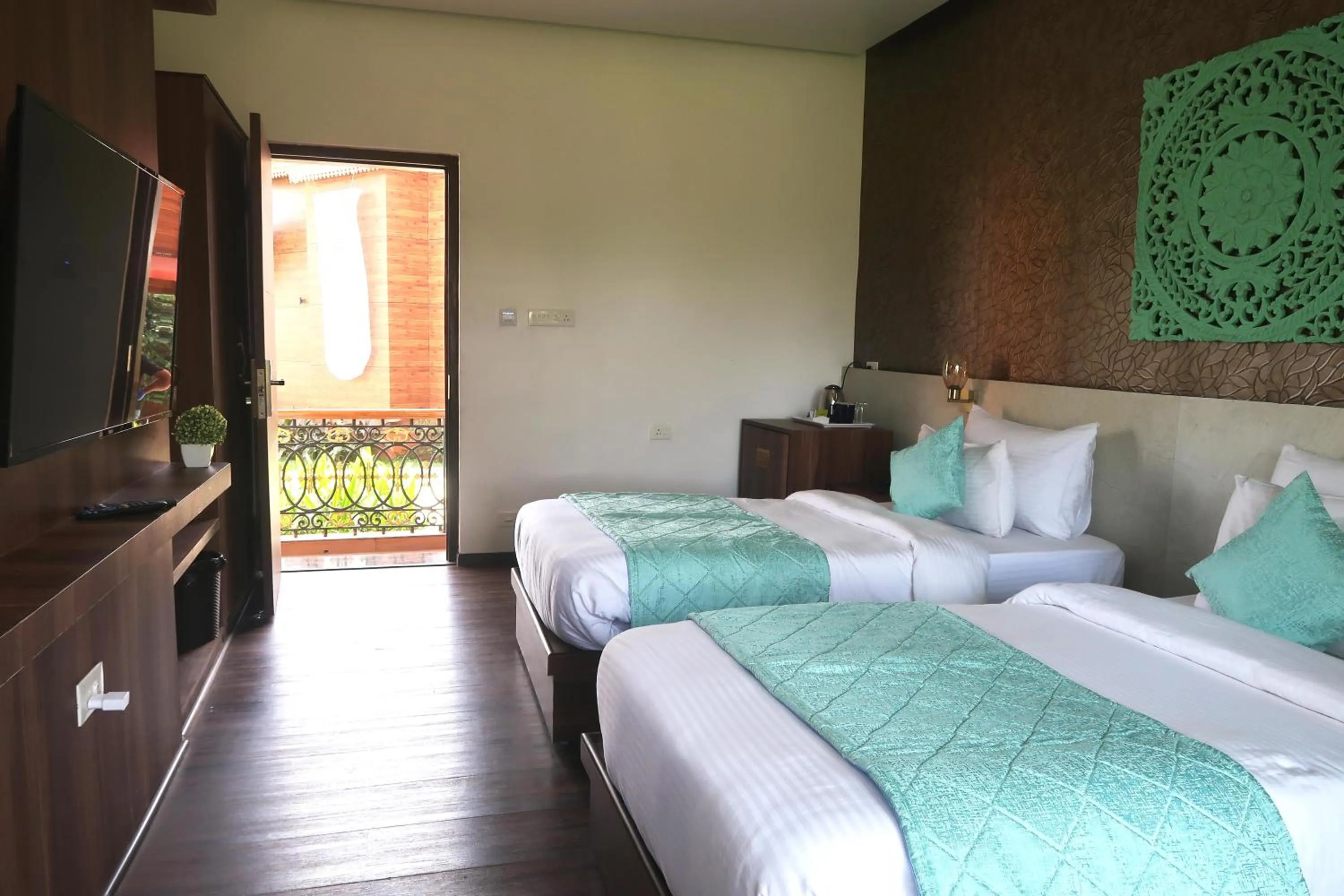 Garden view, Bed in Sea Queen Beach Resort & Spa