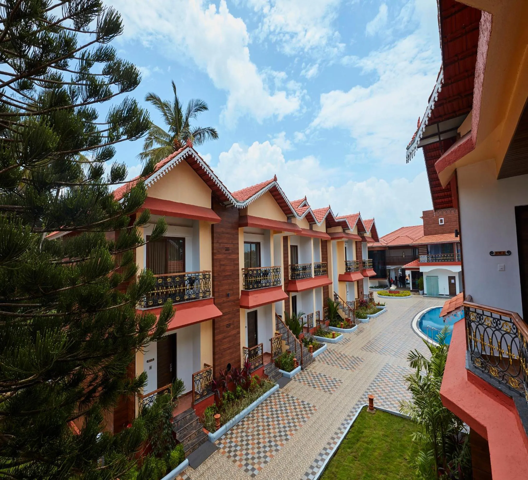 Property building in Sea Queen Beach Resort & Spa