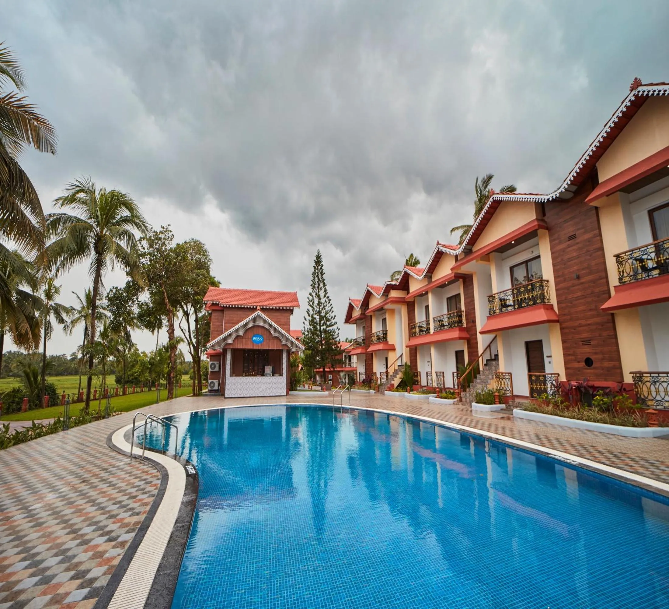 Swimming pool in Sea Queen Beach Resort & Spa