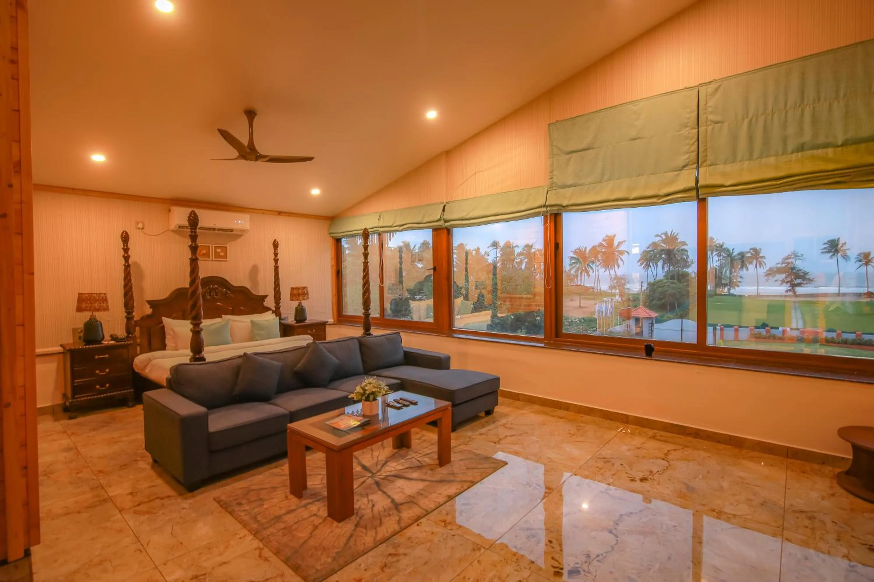 Living room in Sea Queen Beach Resort & Spa