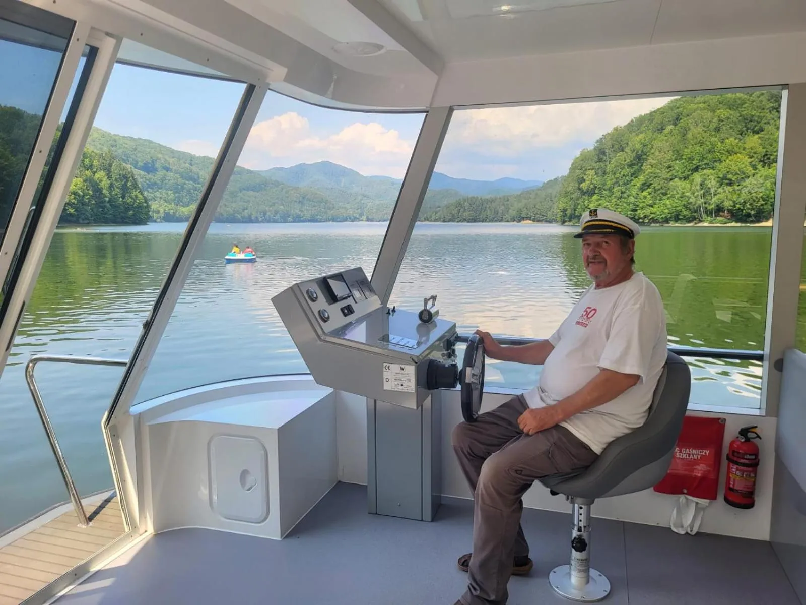 Staff in Adventure Lake Resort - Simared